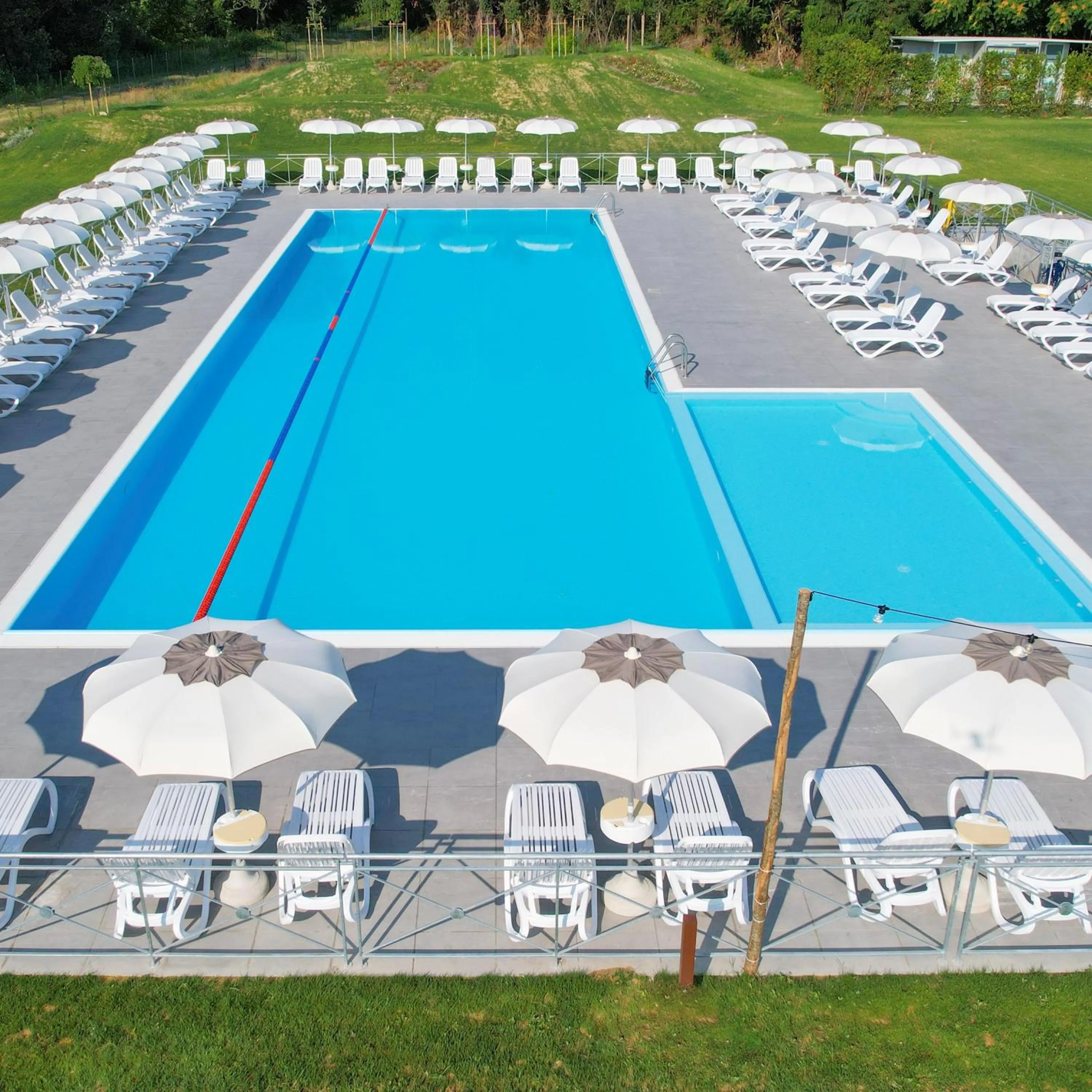 Swimming pool in Moretti Village - B&B