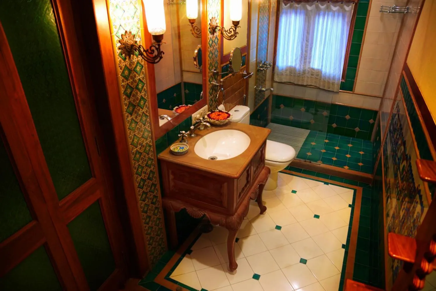 Bathroom in Pearl Palace Heritage Boutique Hotel
