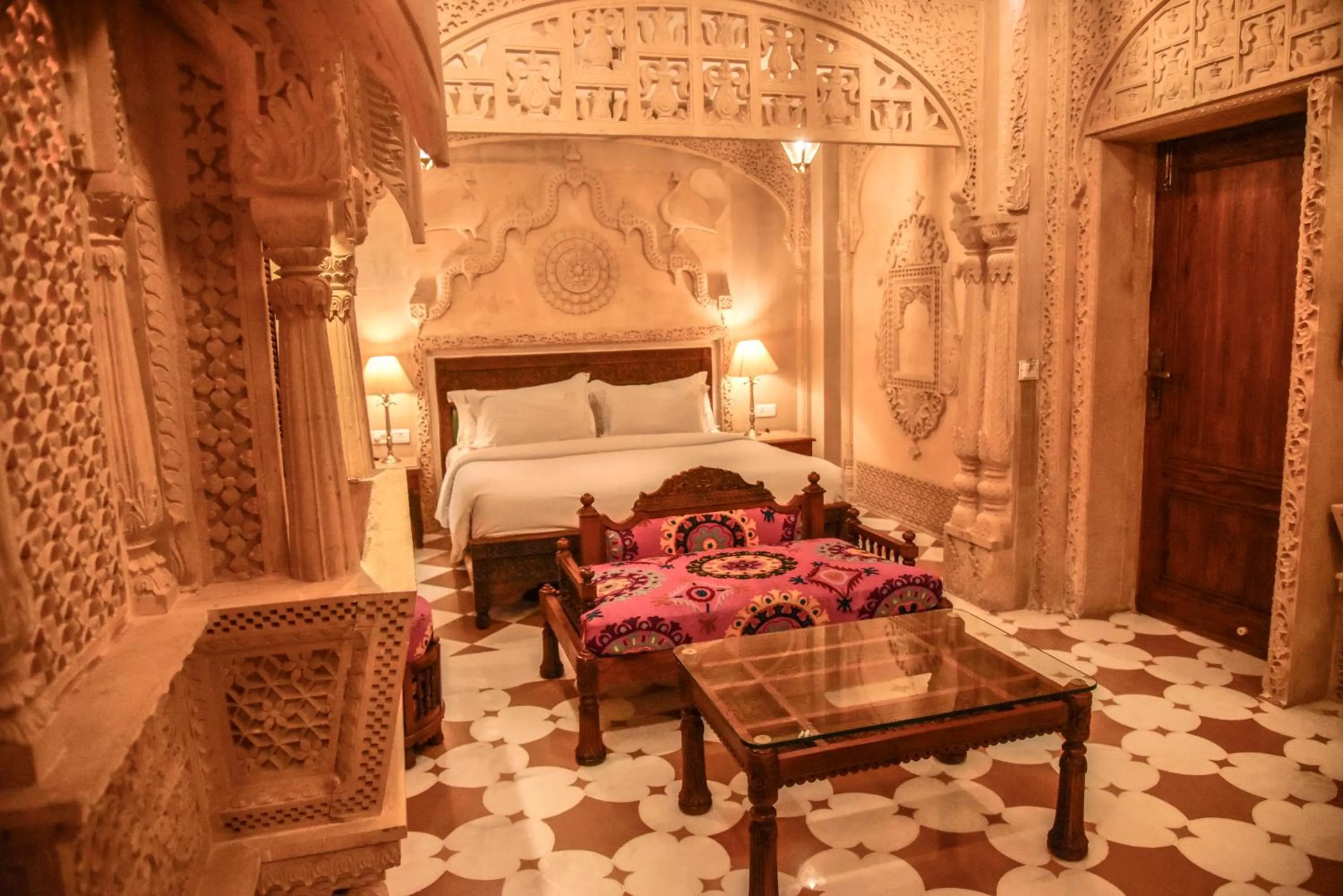 Photo of the whole room, Bed in Pearl Palace Heritage Boutique Hotel