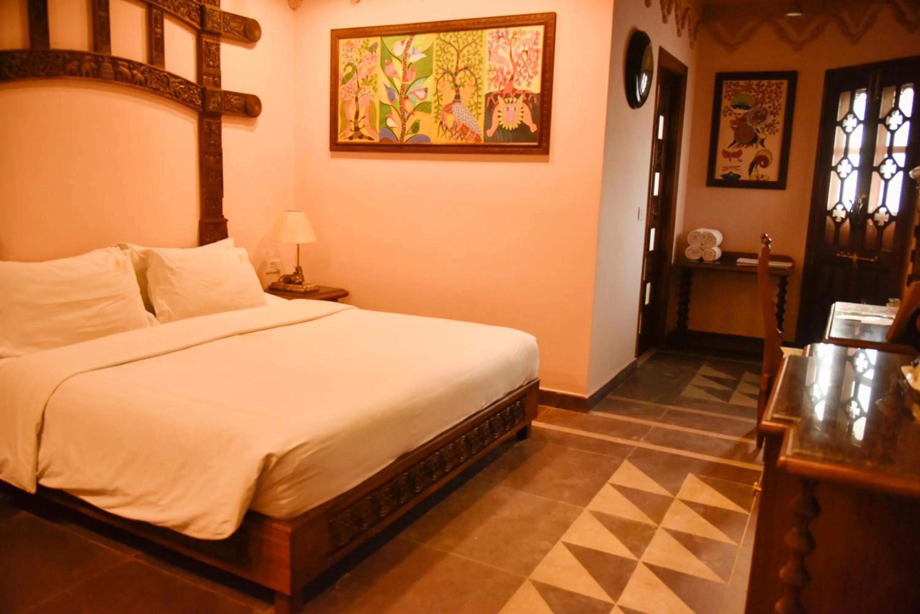 Bed in Pearl Palace Heritage Boutique Hotel