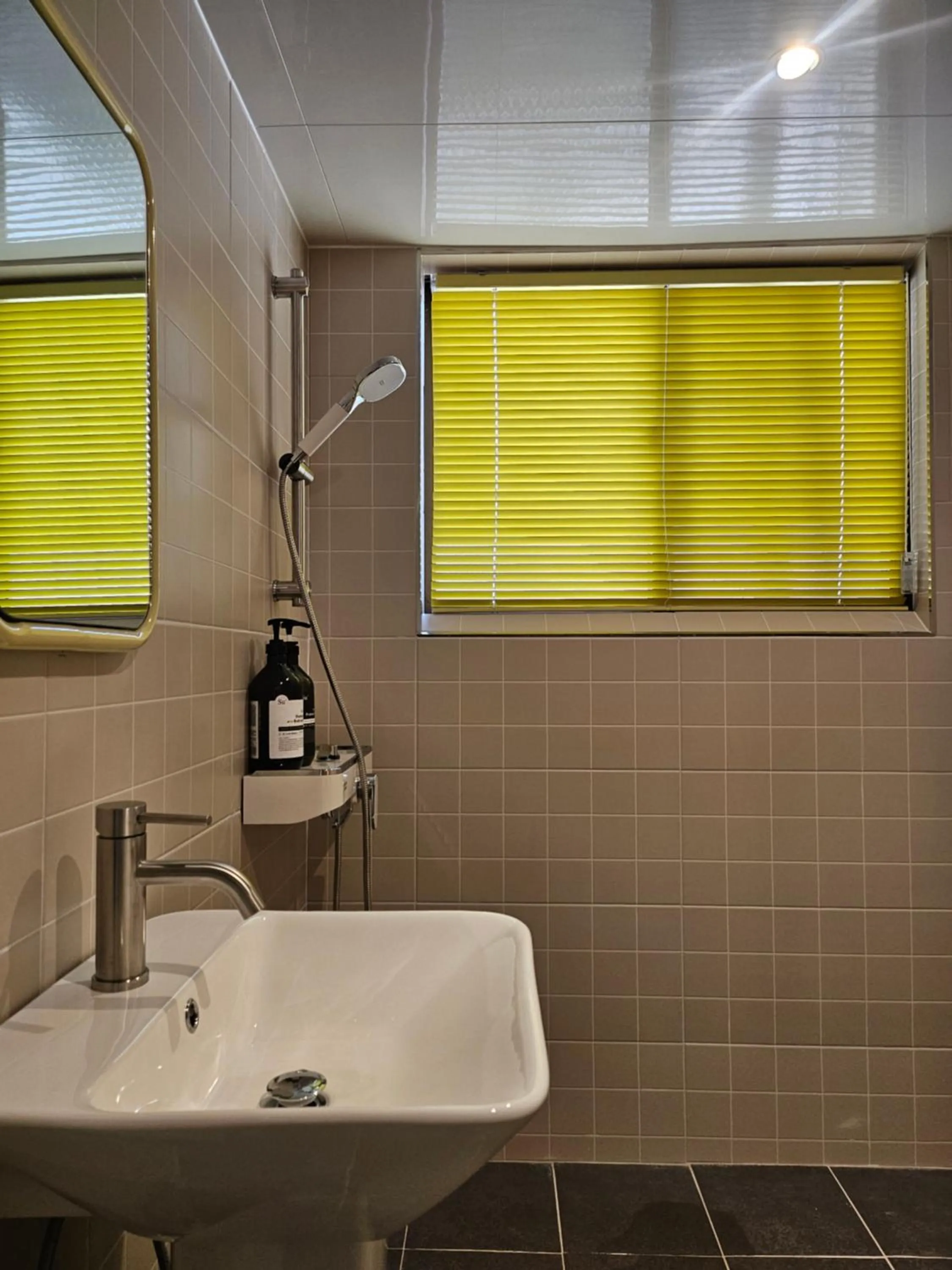 Bathroom in Mido Hostel