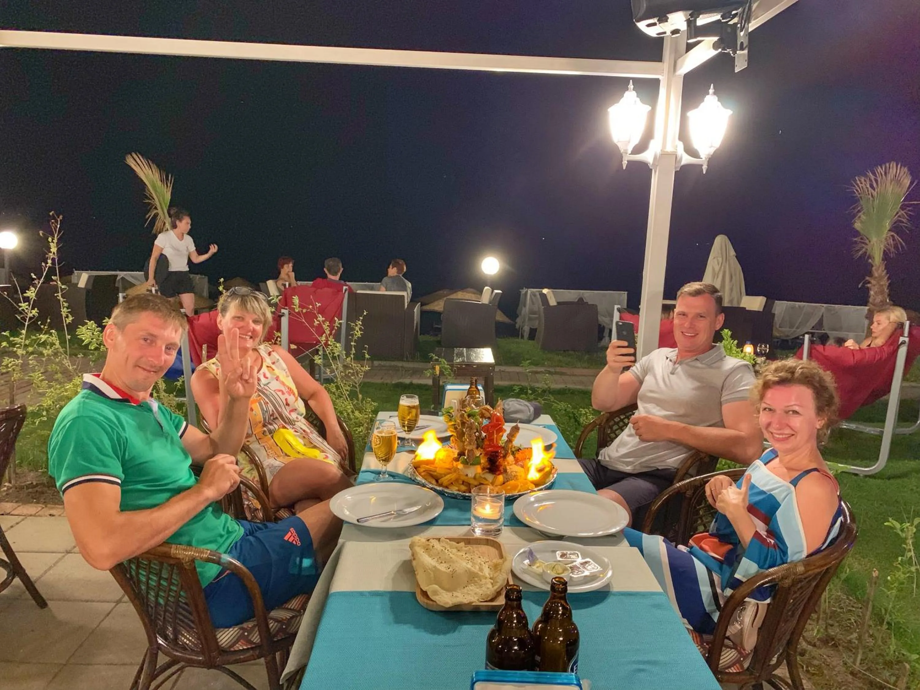 Restaurant/places to eat in Yücel Hotel