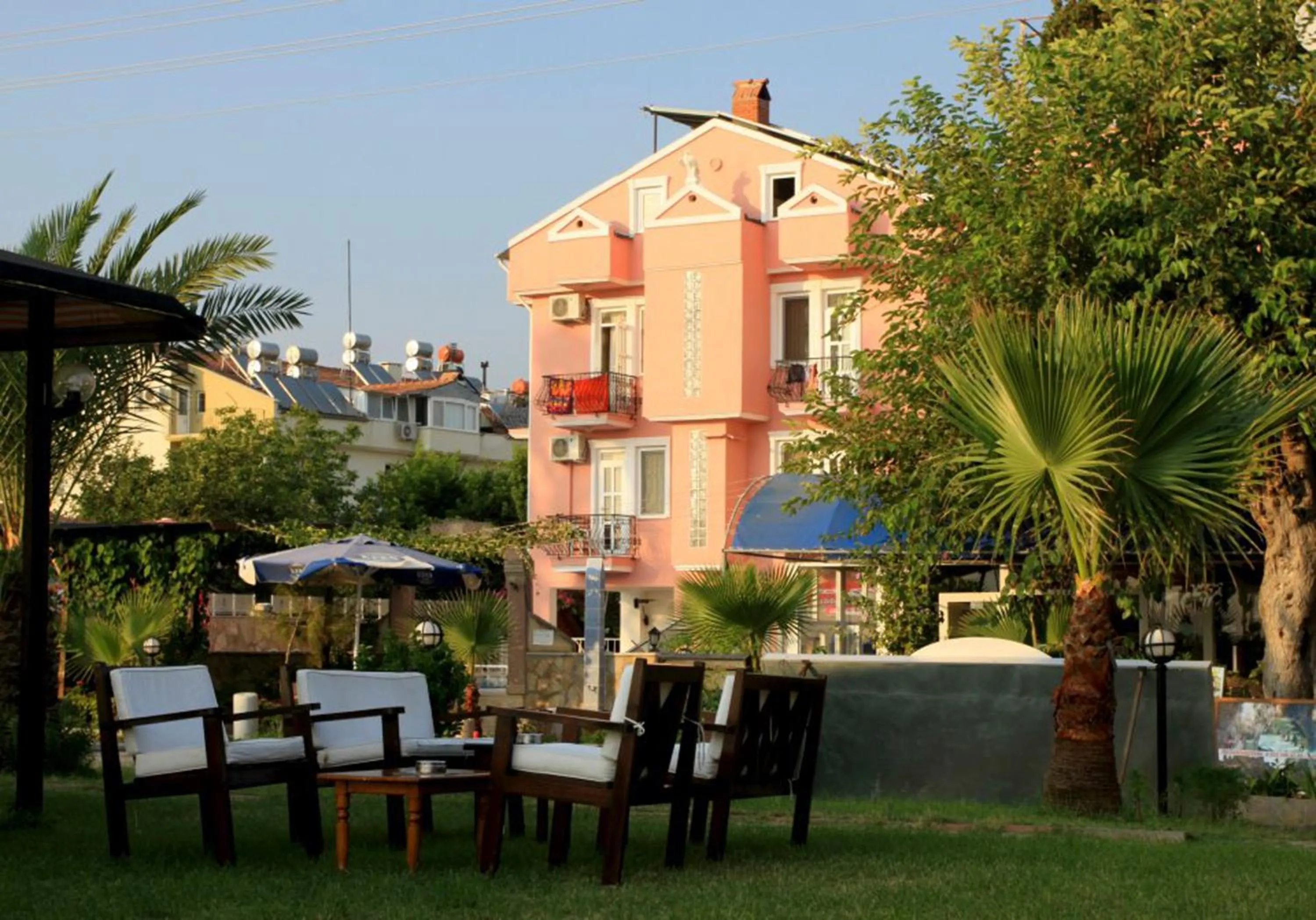 Facade/entrance in Yücel Hotel