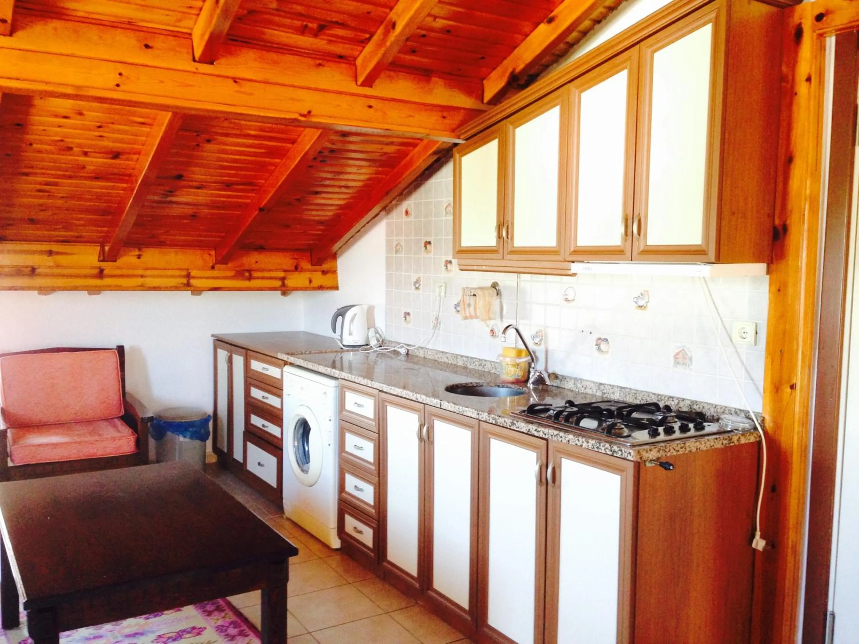 Kitchen or kitchenette in Yücel Hotel