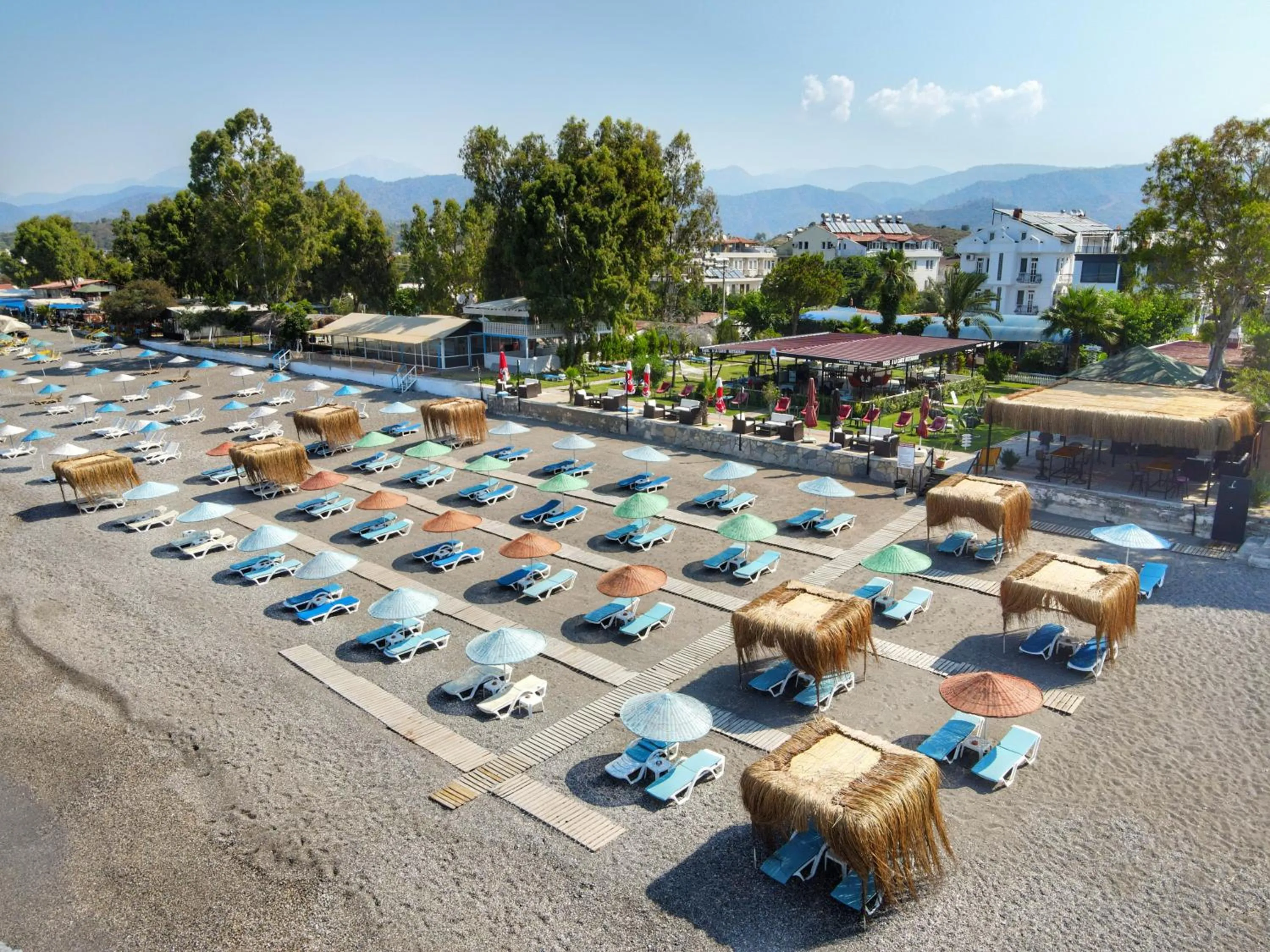 Restaurant/places to eat in Yücel Hotel