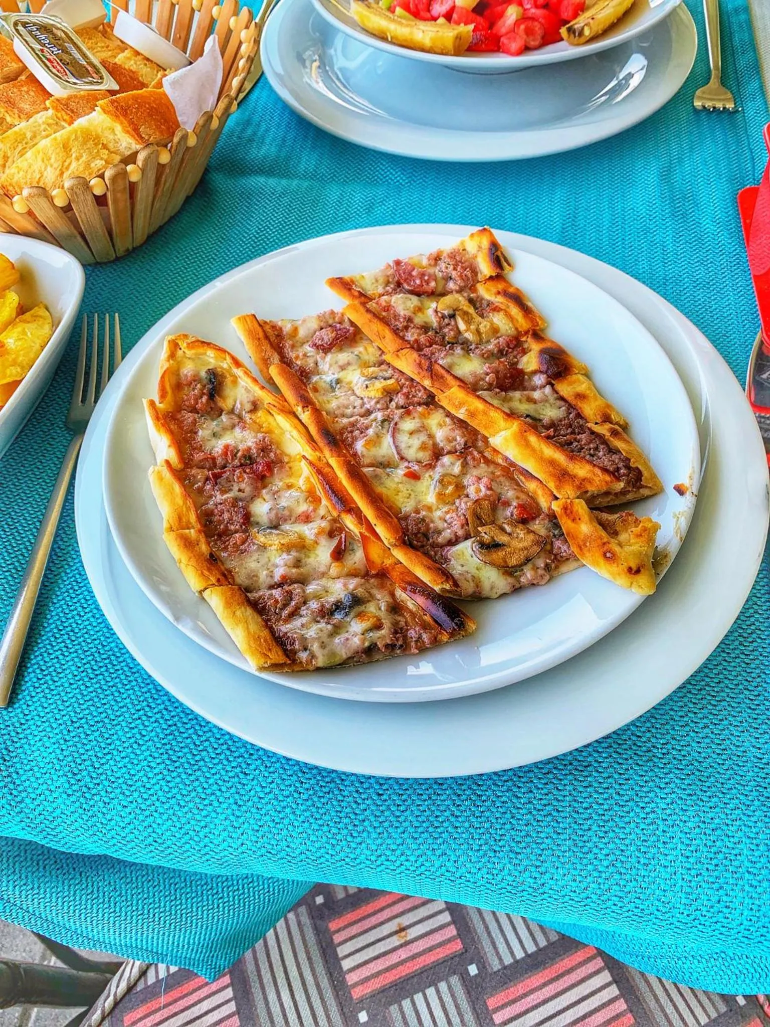 Restaurant/places to eat in Yücel Hotel