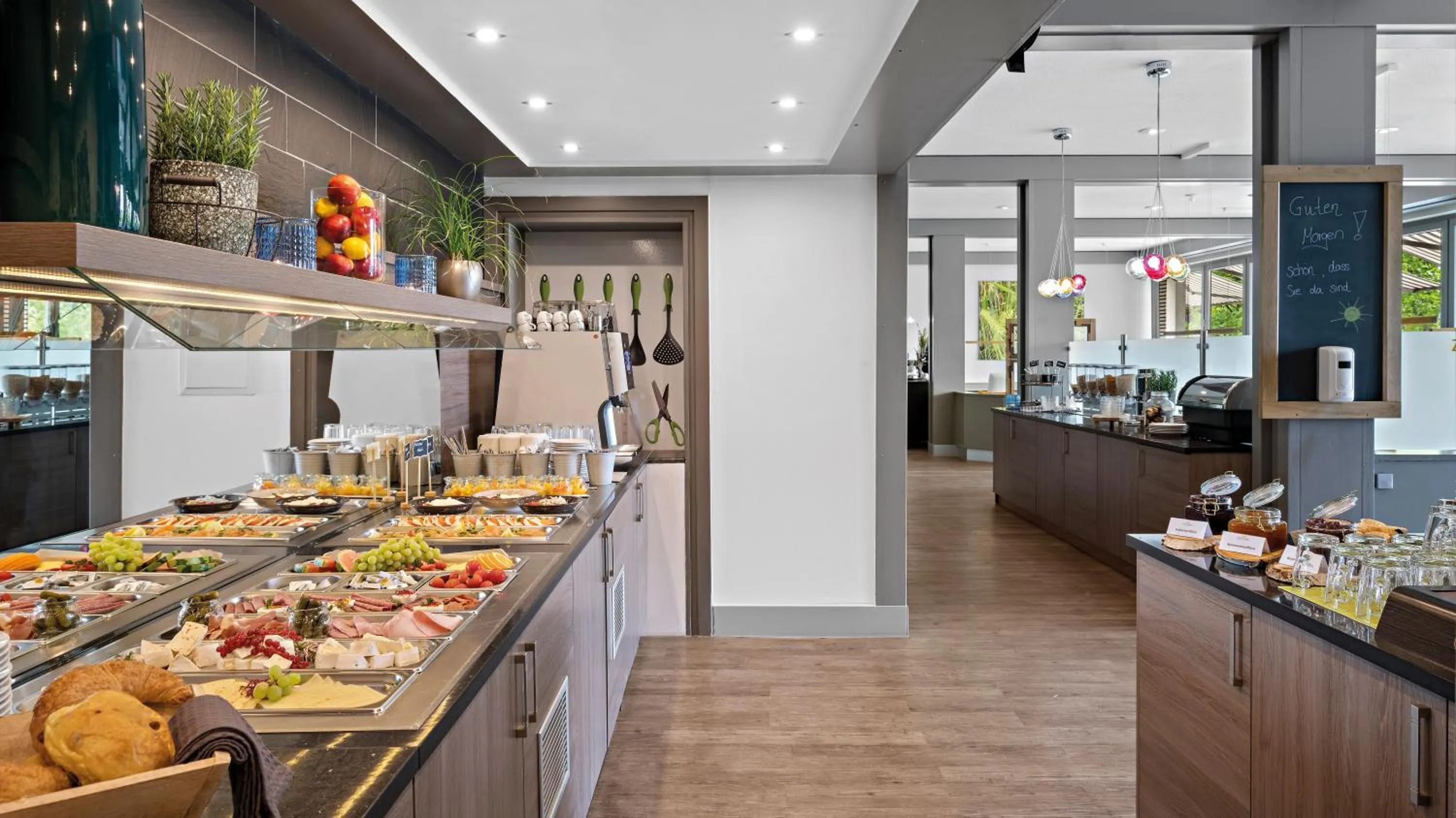 Restaurant/places to eat in Hotel Diehlberg