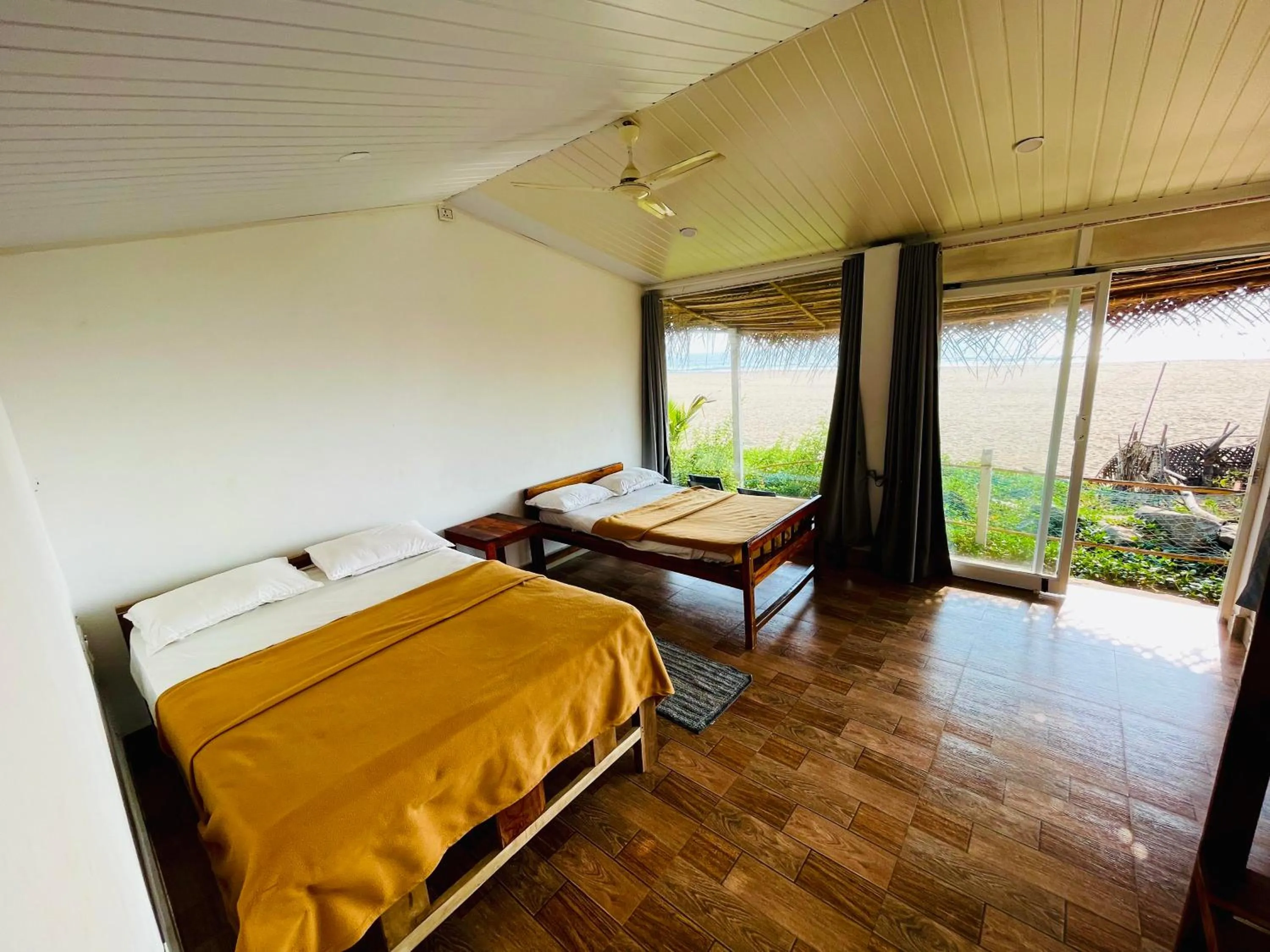 Bed in The Meraki Beach Resort Gokarna
