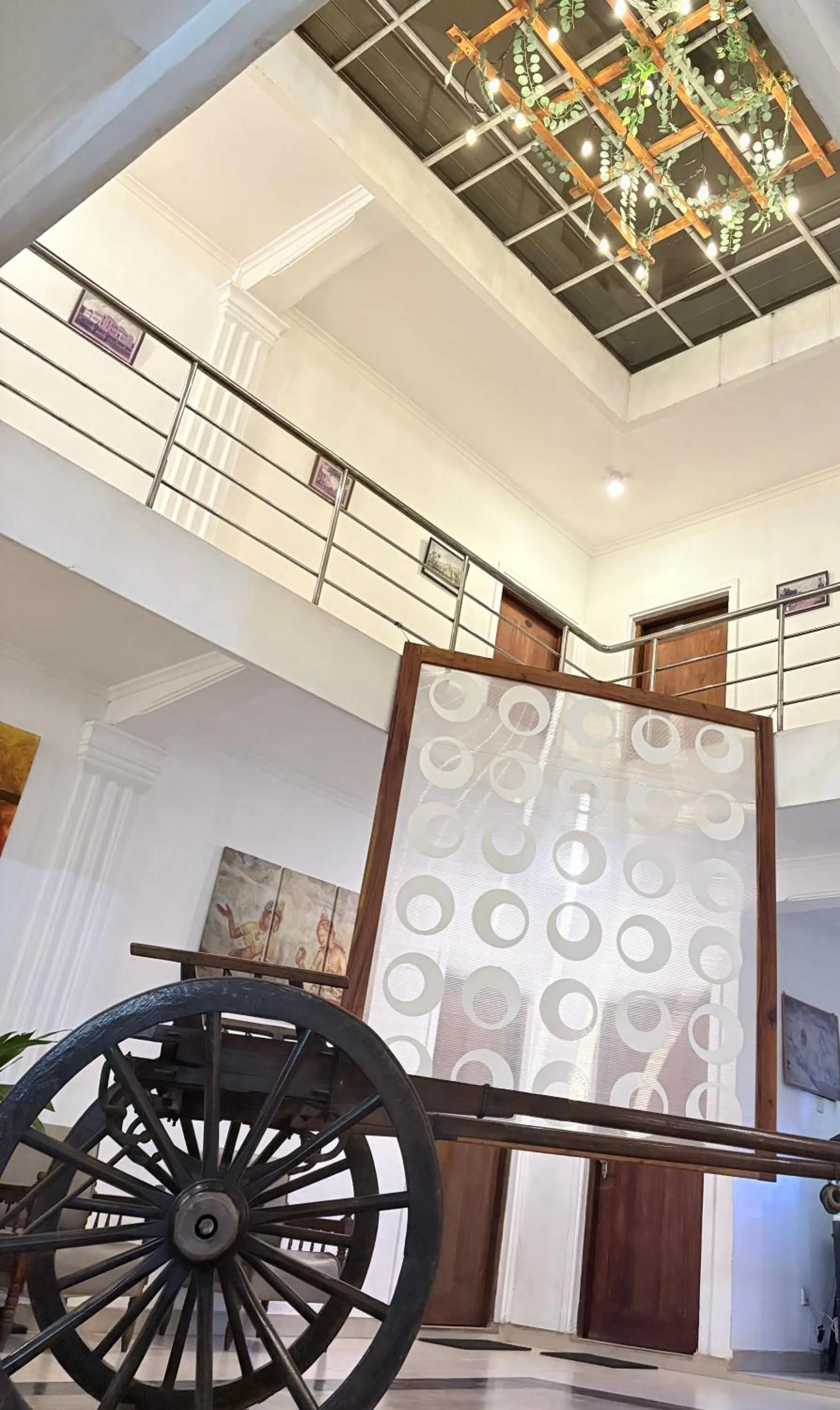 Lobby or reception in Paradise Inn