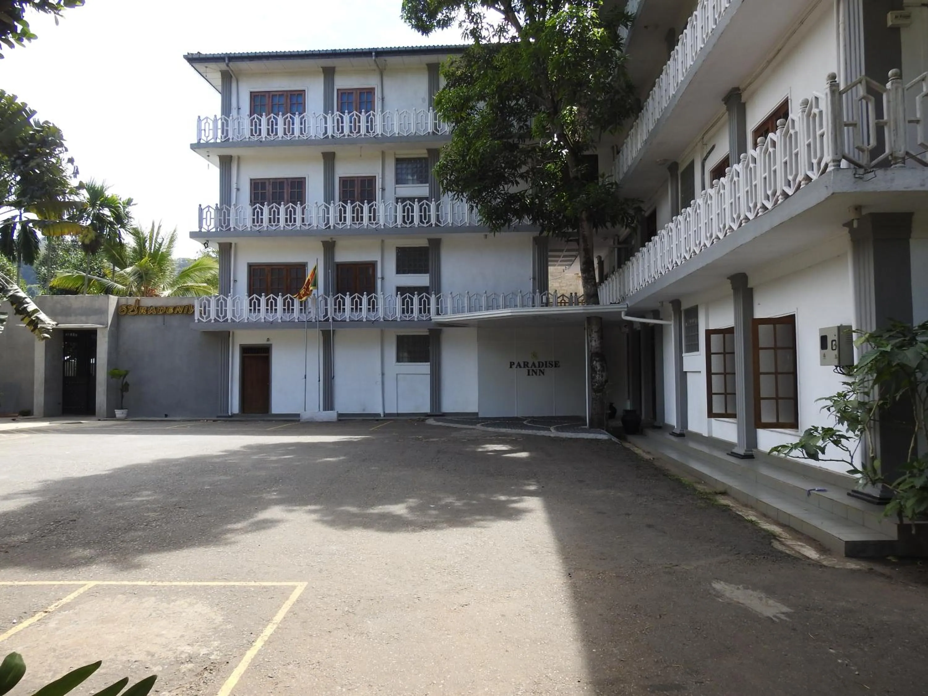 Property building in Paradise Inn