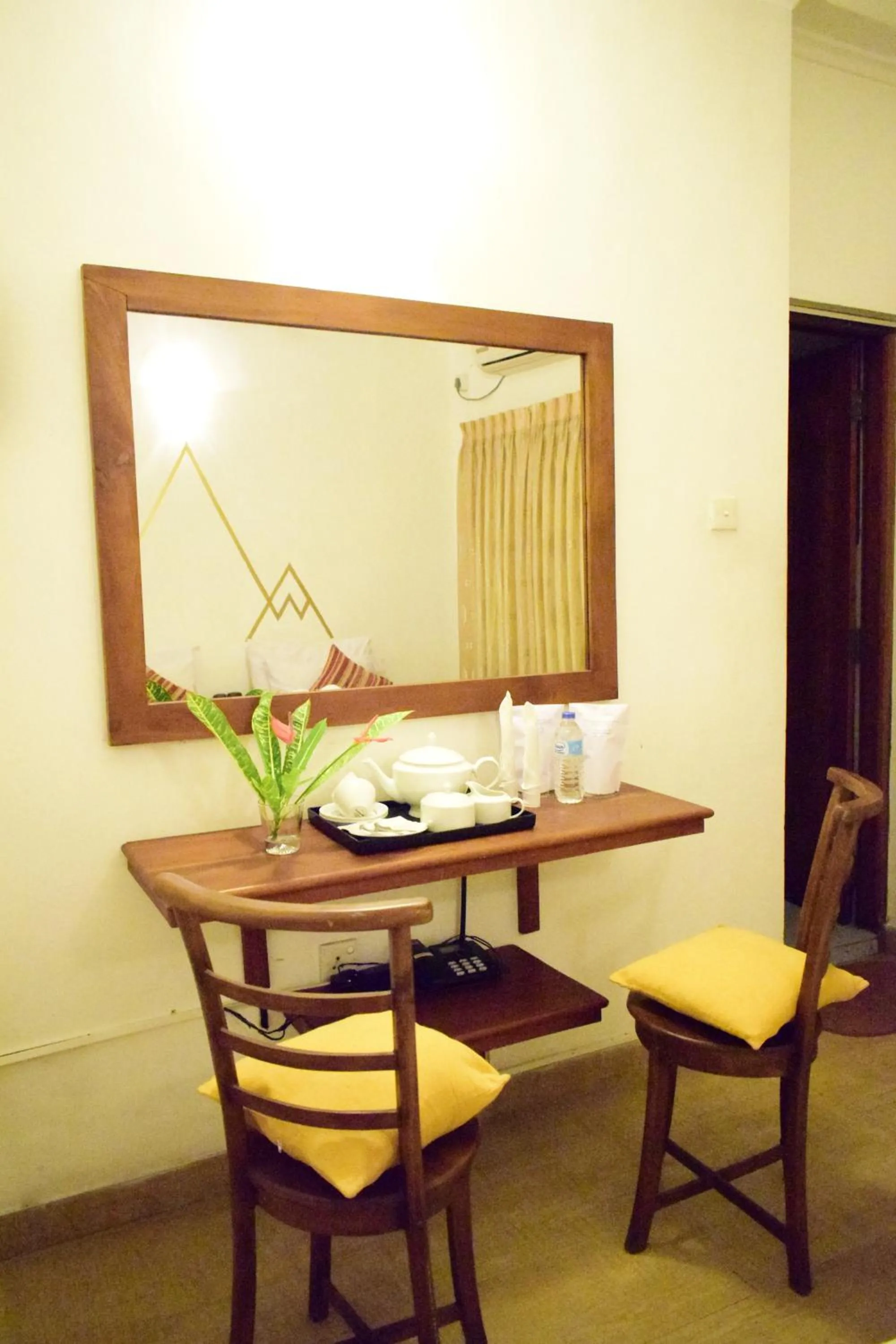 Bedroom in Paradise Inn