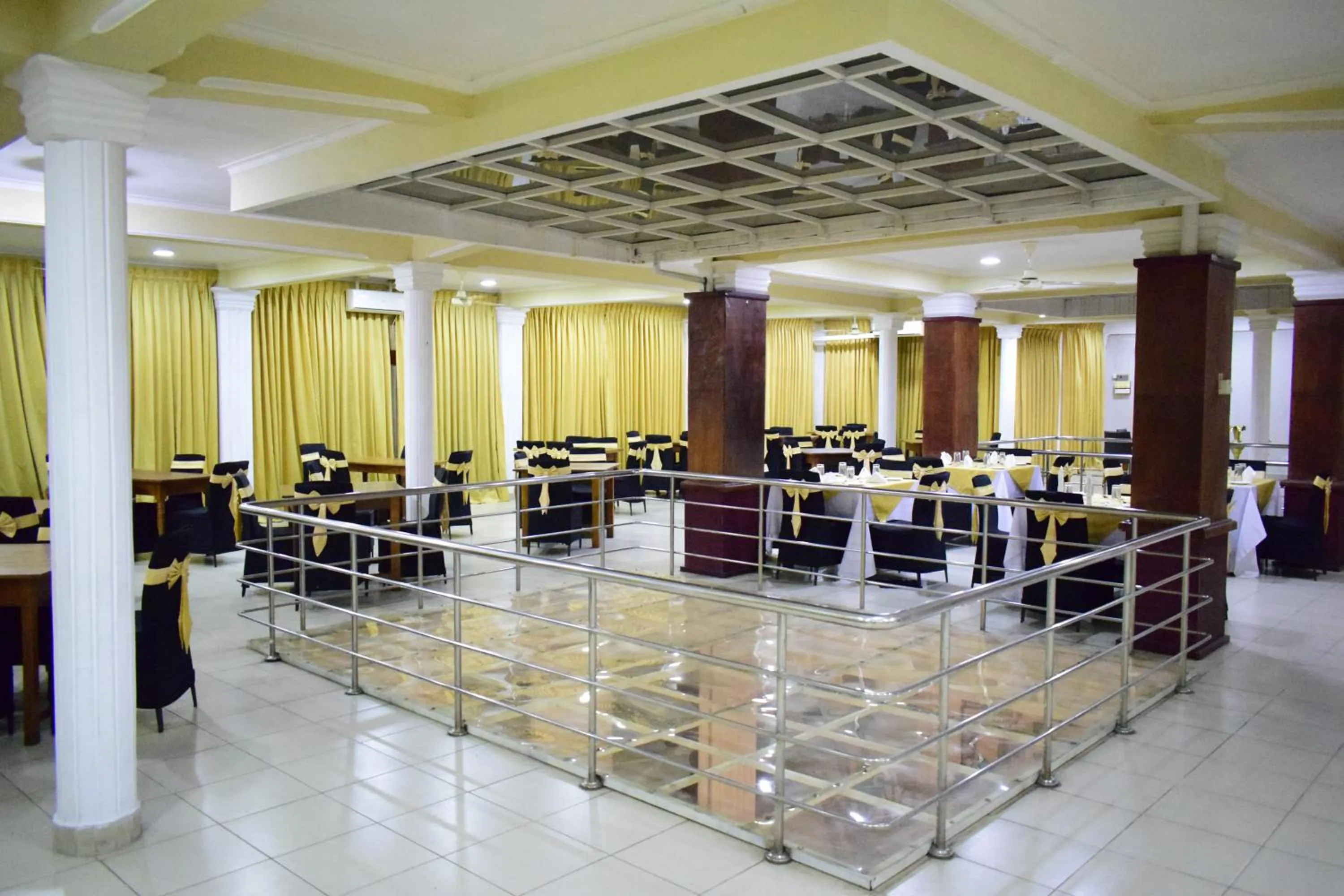 Banquet/Function facilities in Paradise Inn