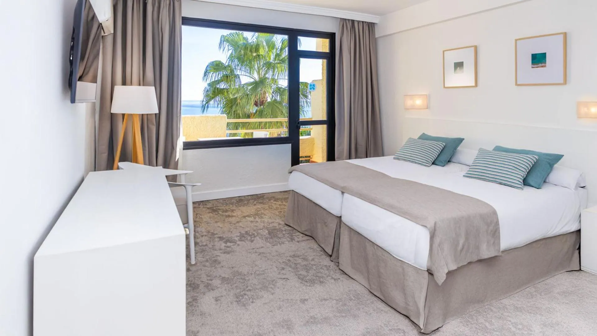 Bedroom, Bed in BLUESEA Al Andalus