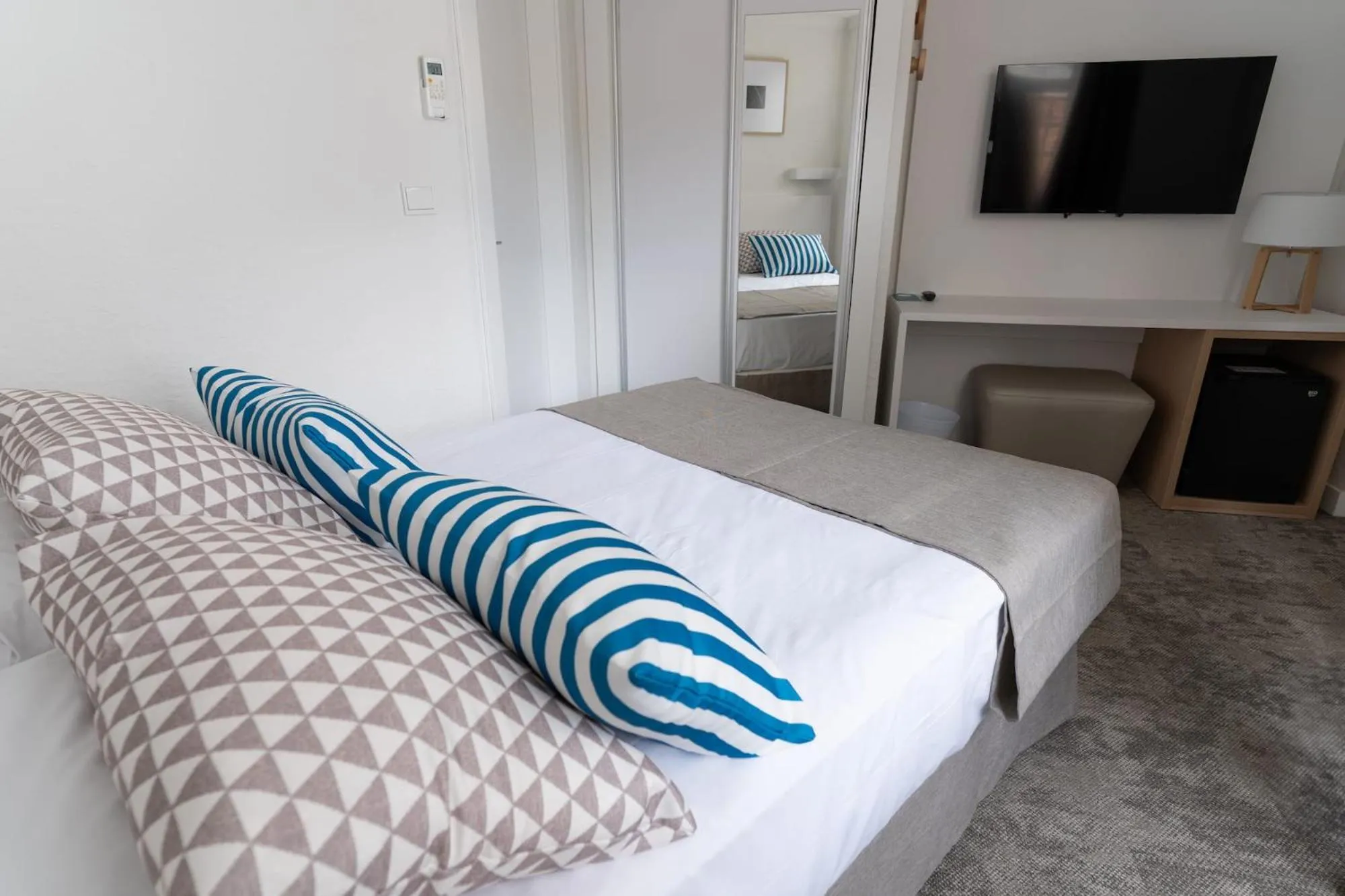 Bedroom, Bed in BLUESEA Al Andalus