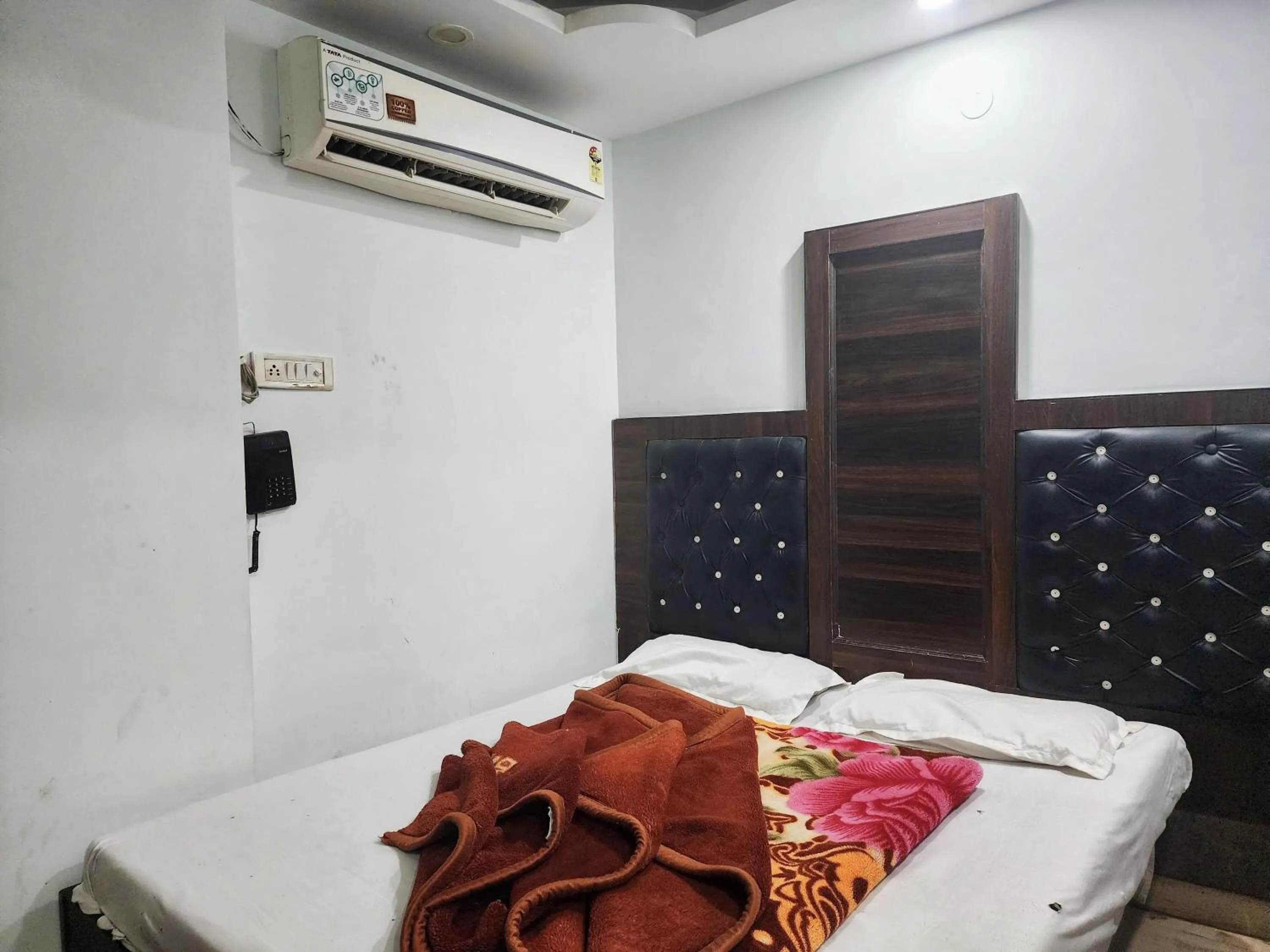 Hotel The Divine