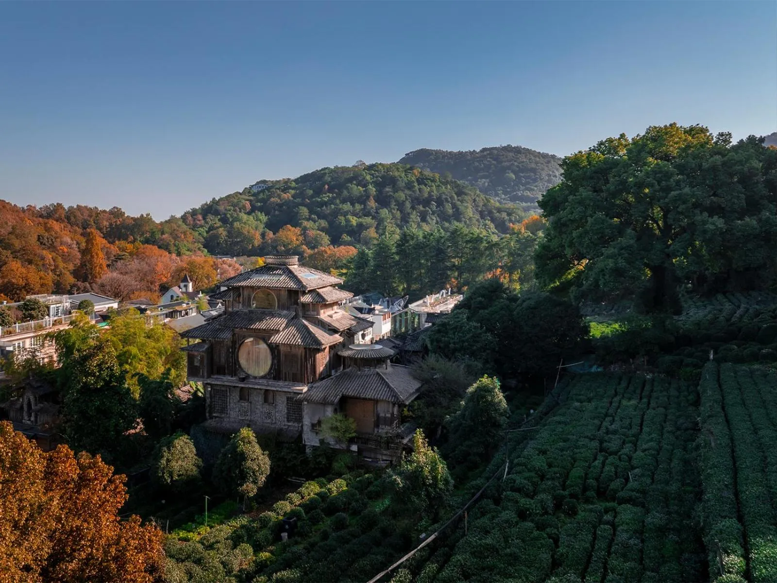 Natural landscape in The Silk Lakehouse, Shangri-La Hangzhou