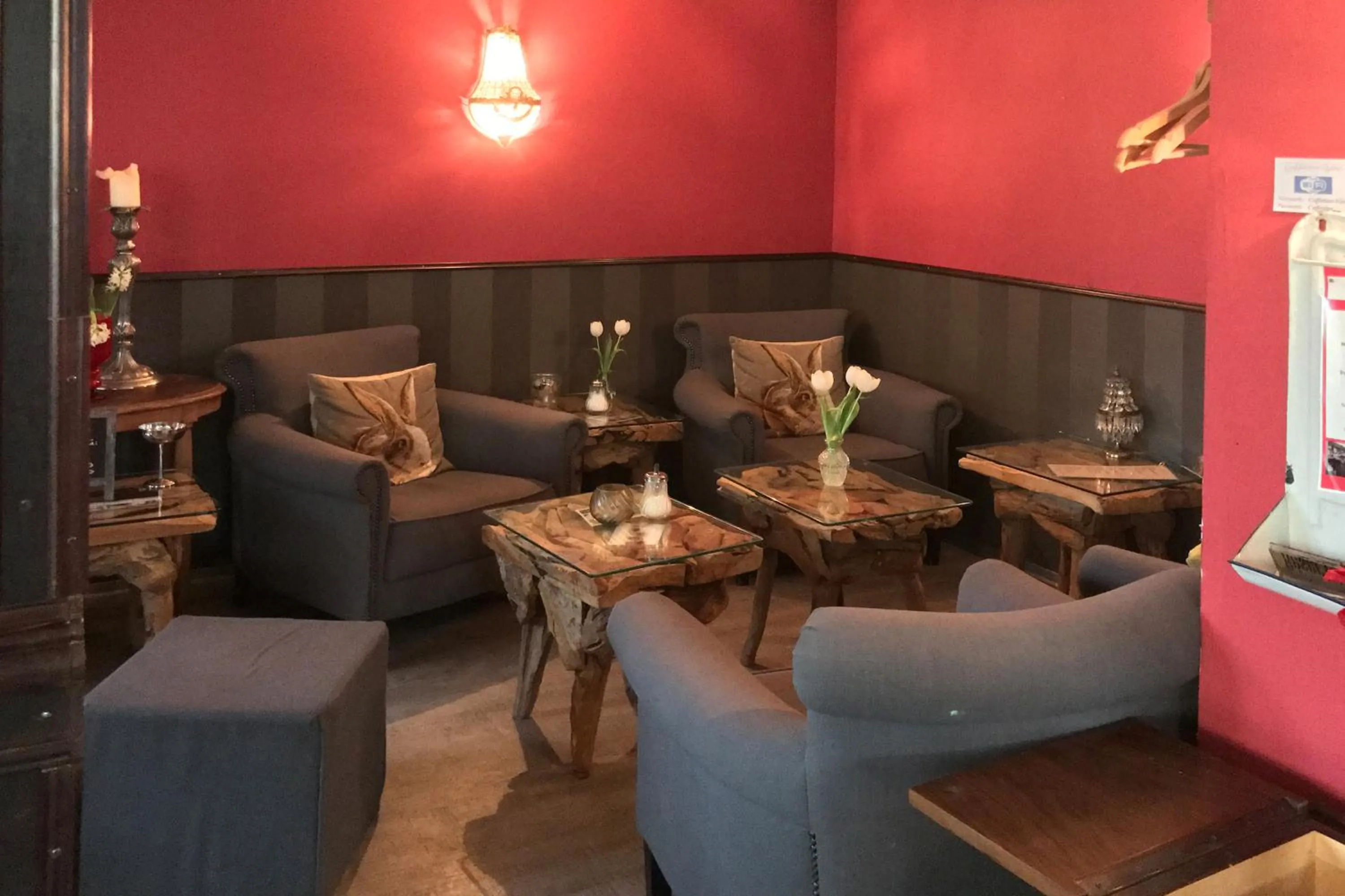 Restaurant/places to eat in B&B Caffètino-Vino