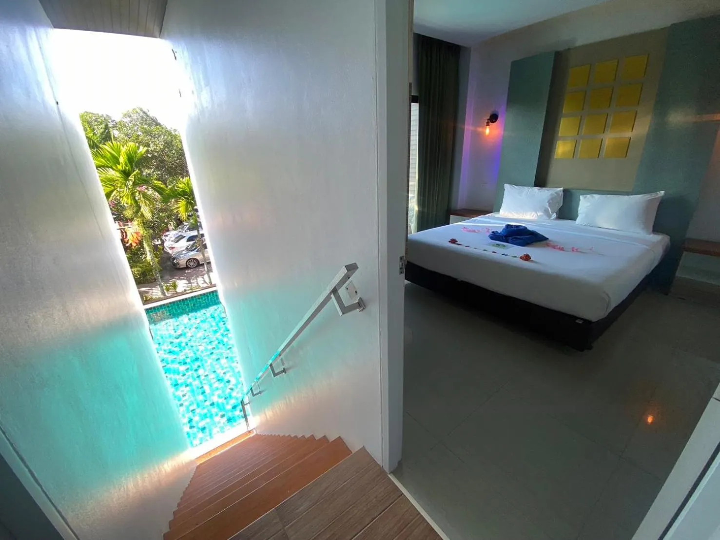 Bed in Rimnatee Resort Trang