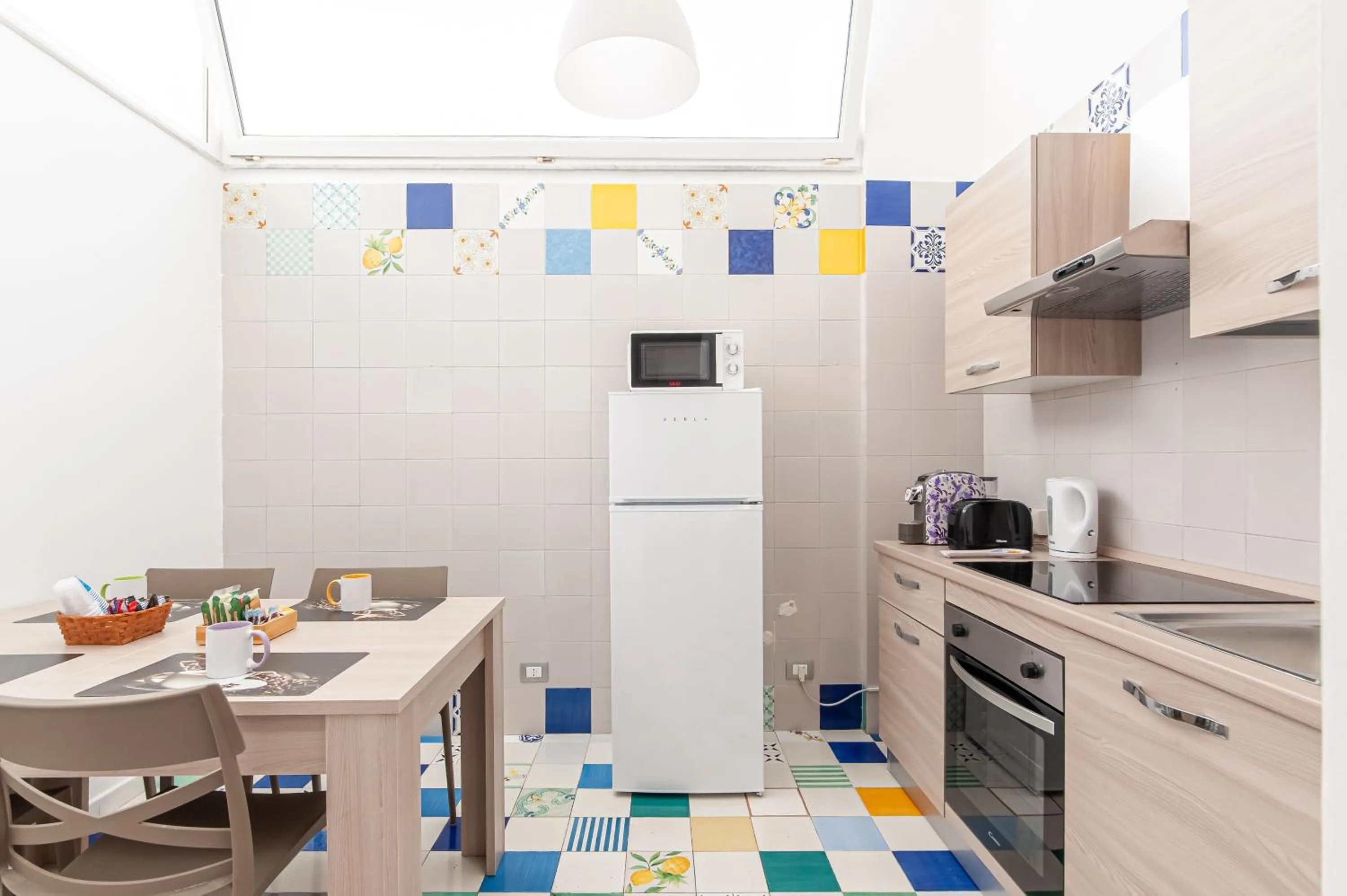 Dining area in Appartamenti La Dimora di Parthenope Centro Storico