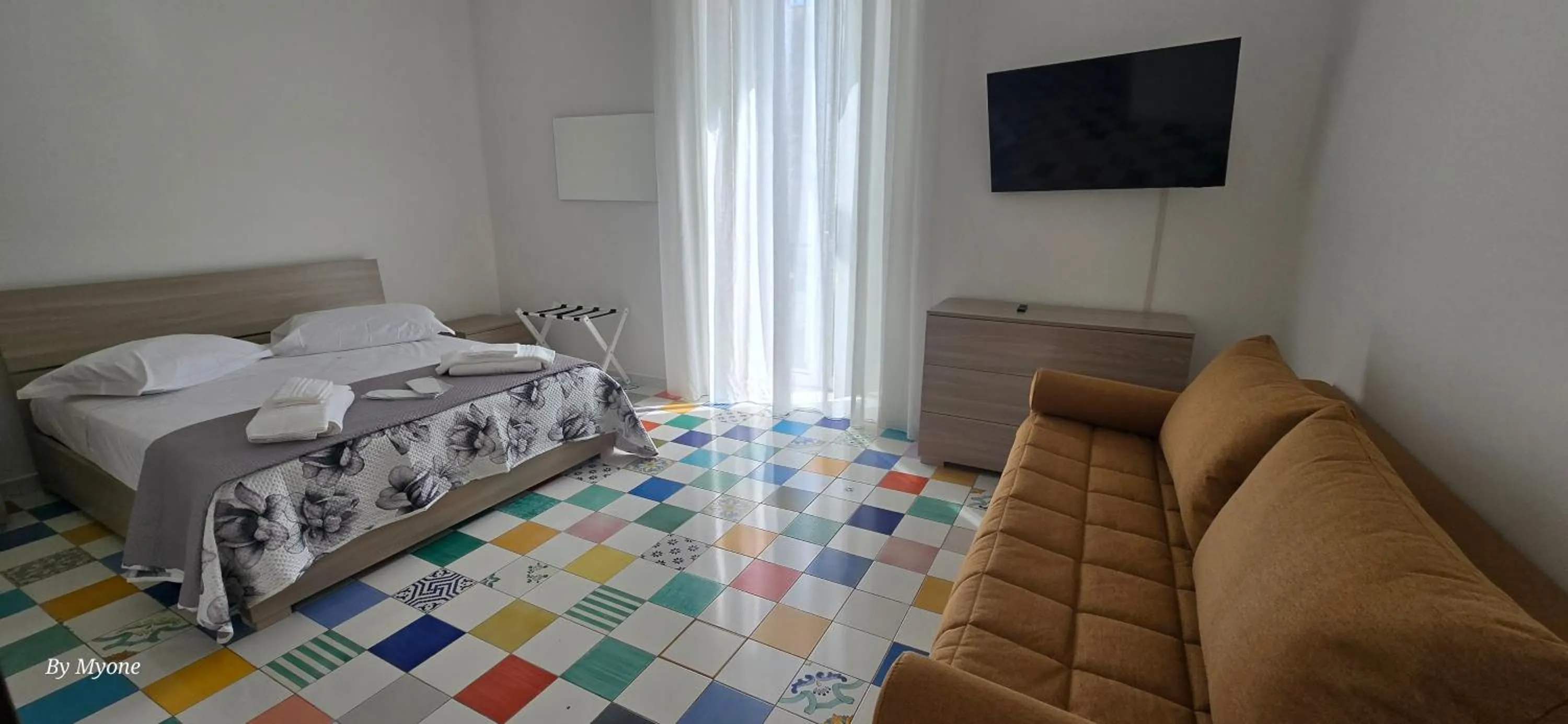 Bed in Appartamenti La Dimora di Parthenope Centro Storico