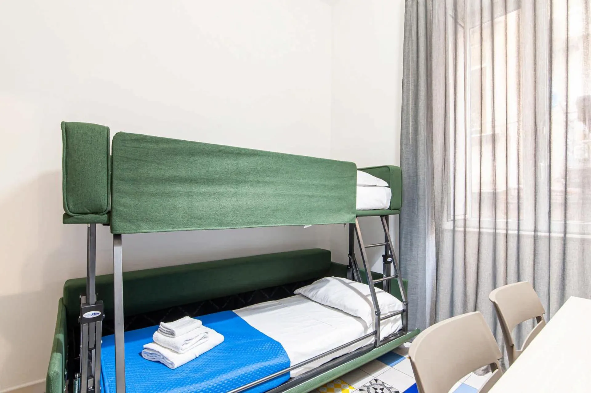 Photo of the whole room, Bed in Appartamenti La Dimora di Parthenope Centro Storico