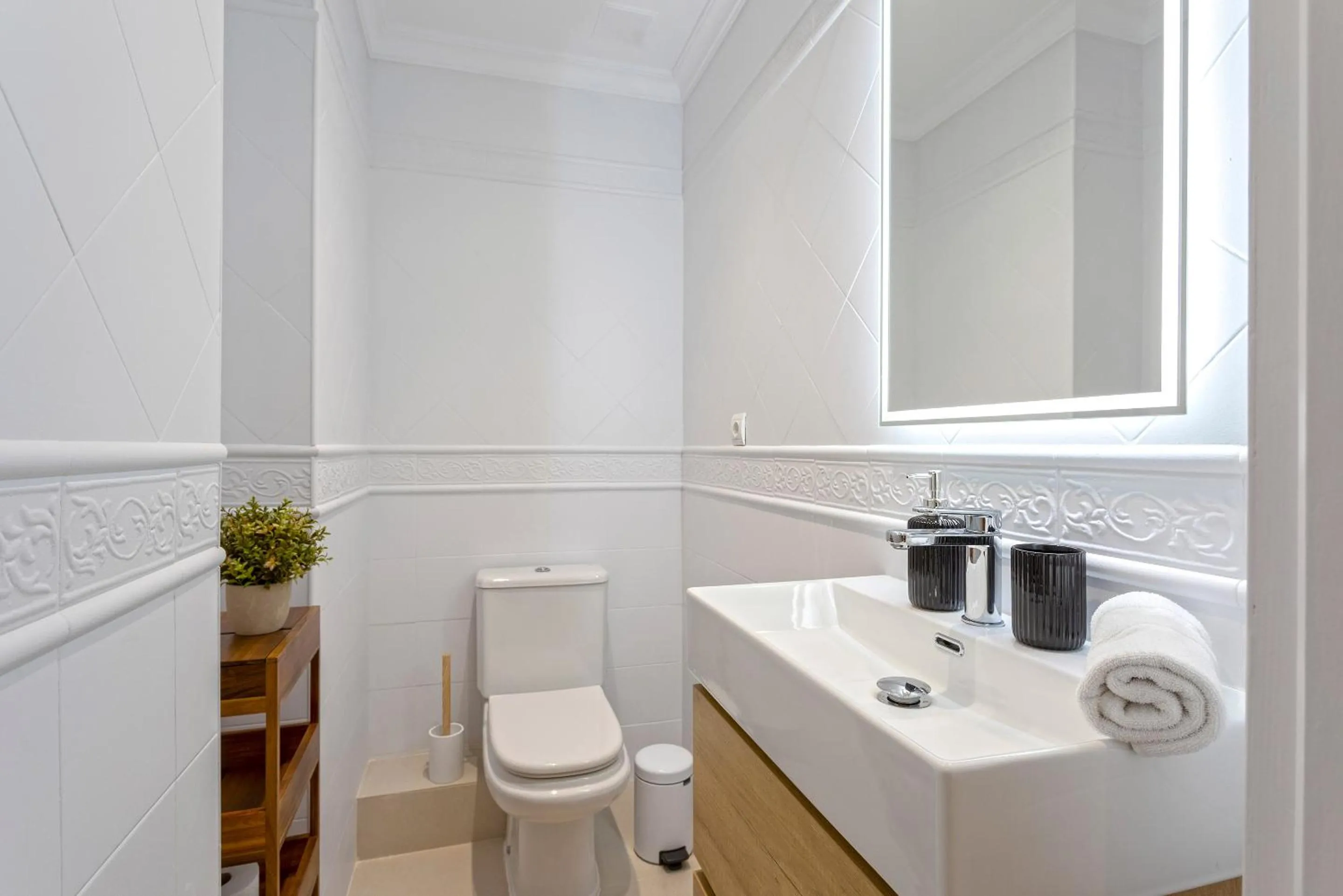 Bathroom in Genteel Home Royal Garden