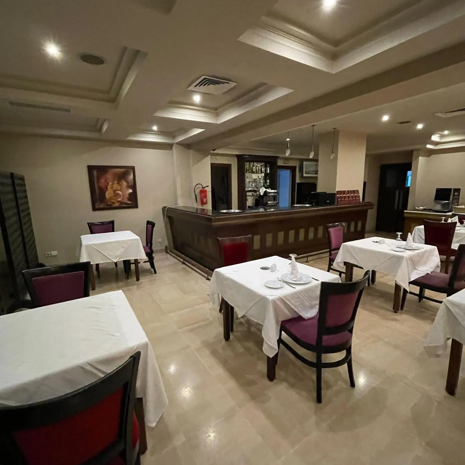 Restaurant/places to eat in Hôtel LE CONSUL