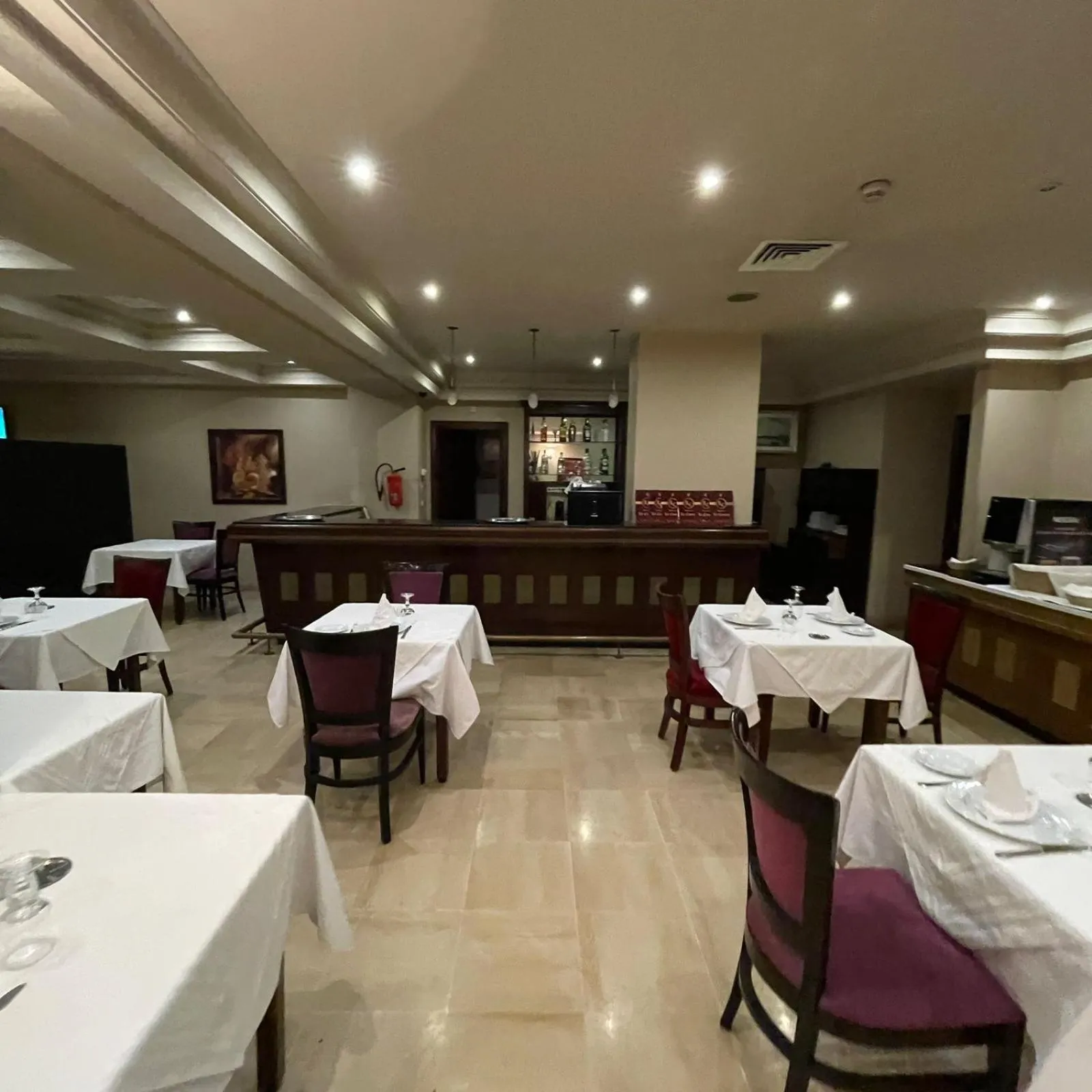 Restaurant/places to eat in Hôtel LE CONSUL