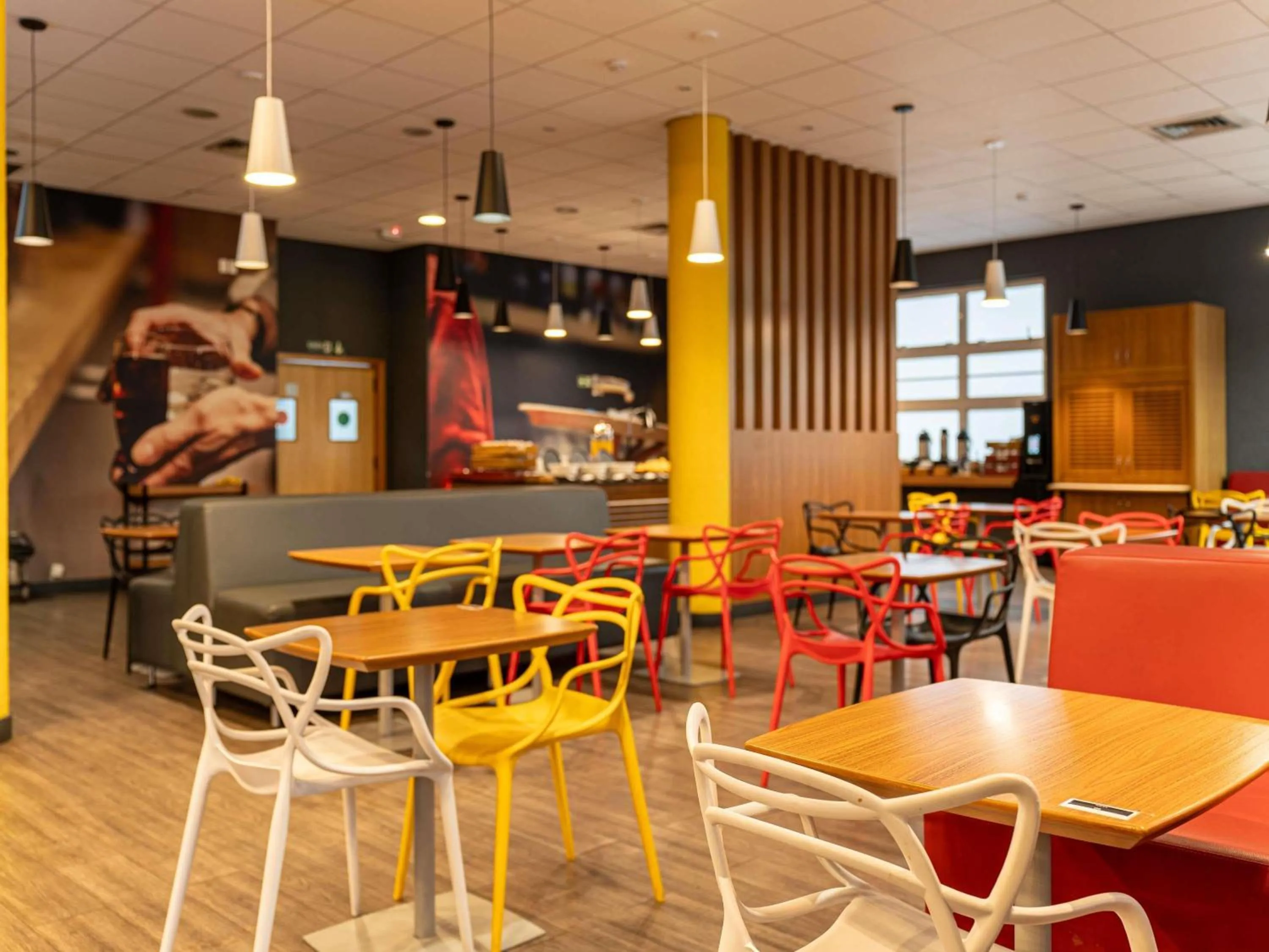 Restaurant/places to eat in ibis Paulinia