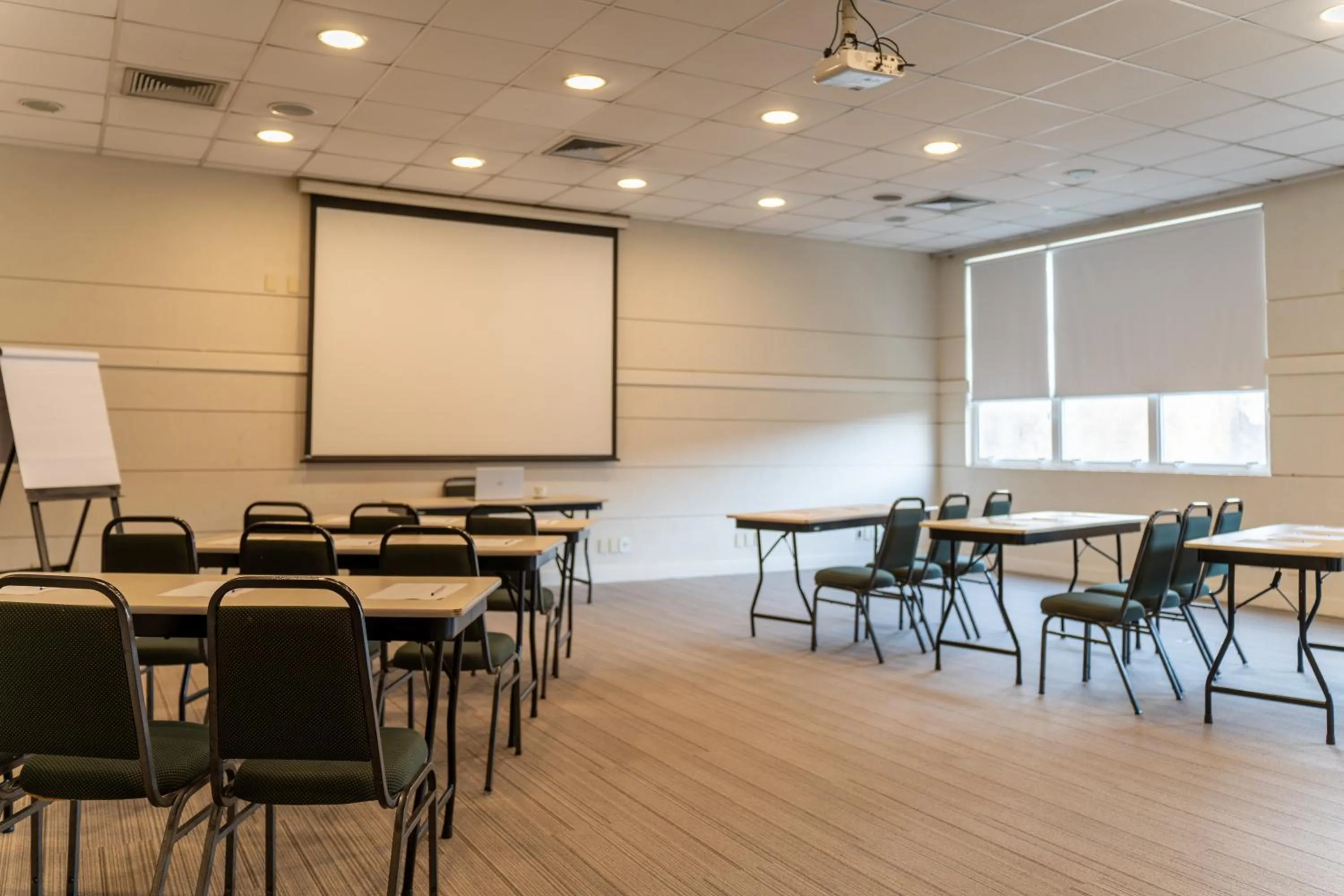 Meeting/conference room in ibis Paulinia