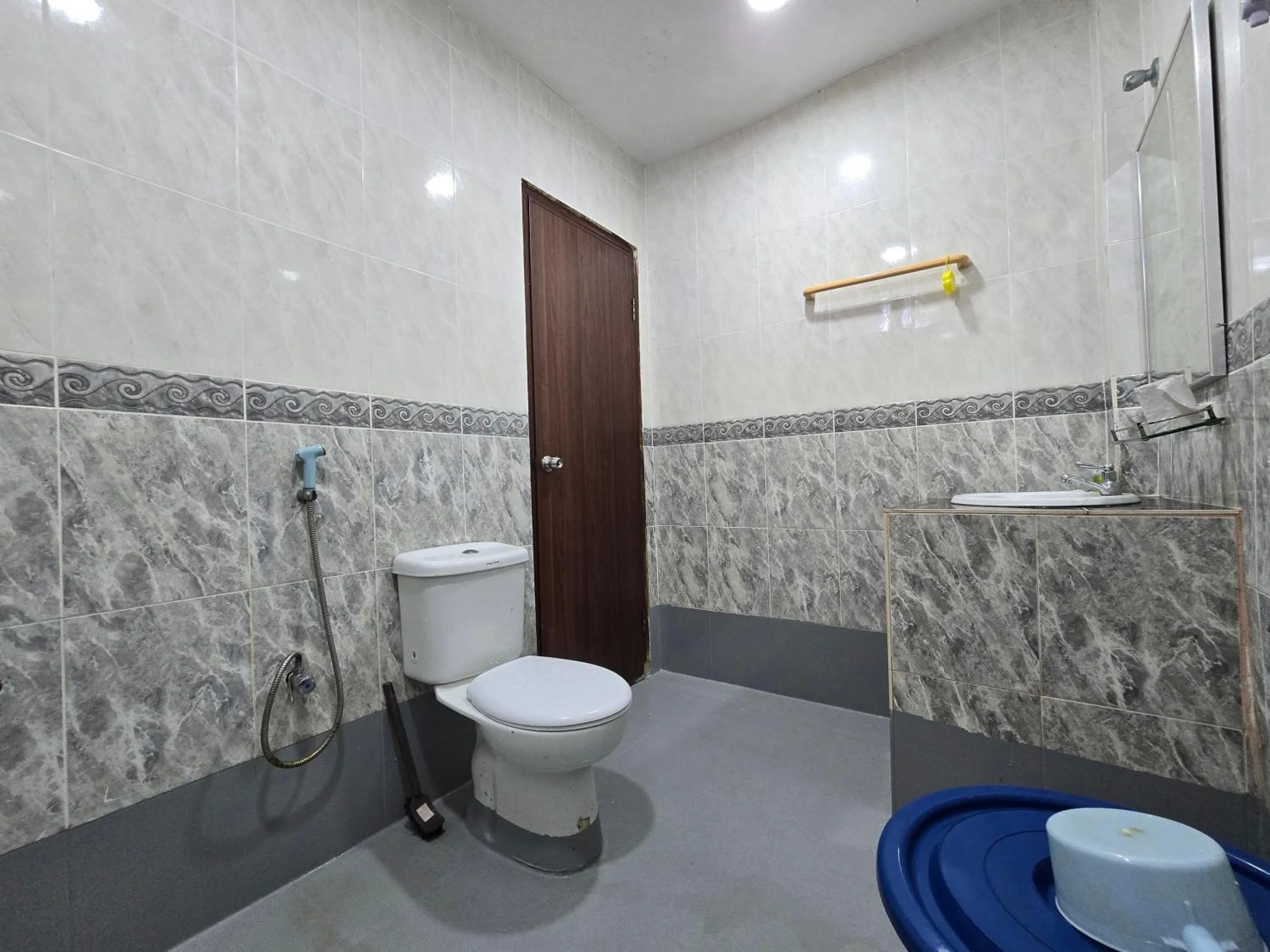 Bathroom in Hotel O Villa Impiana