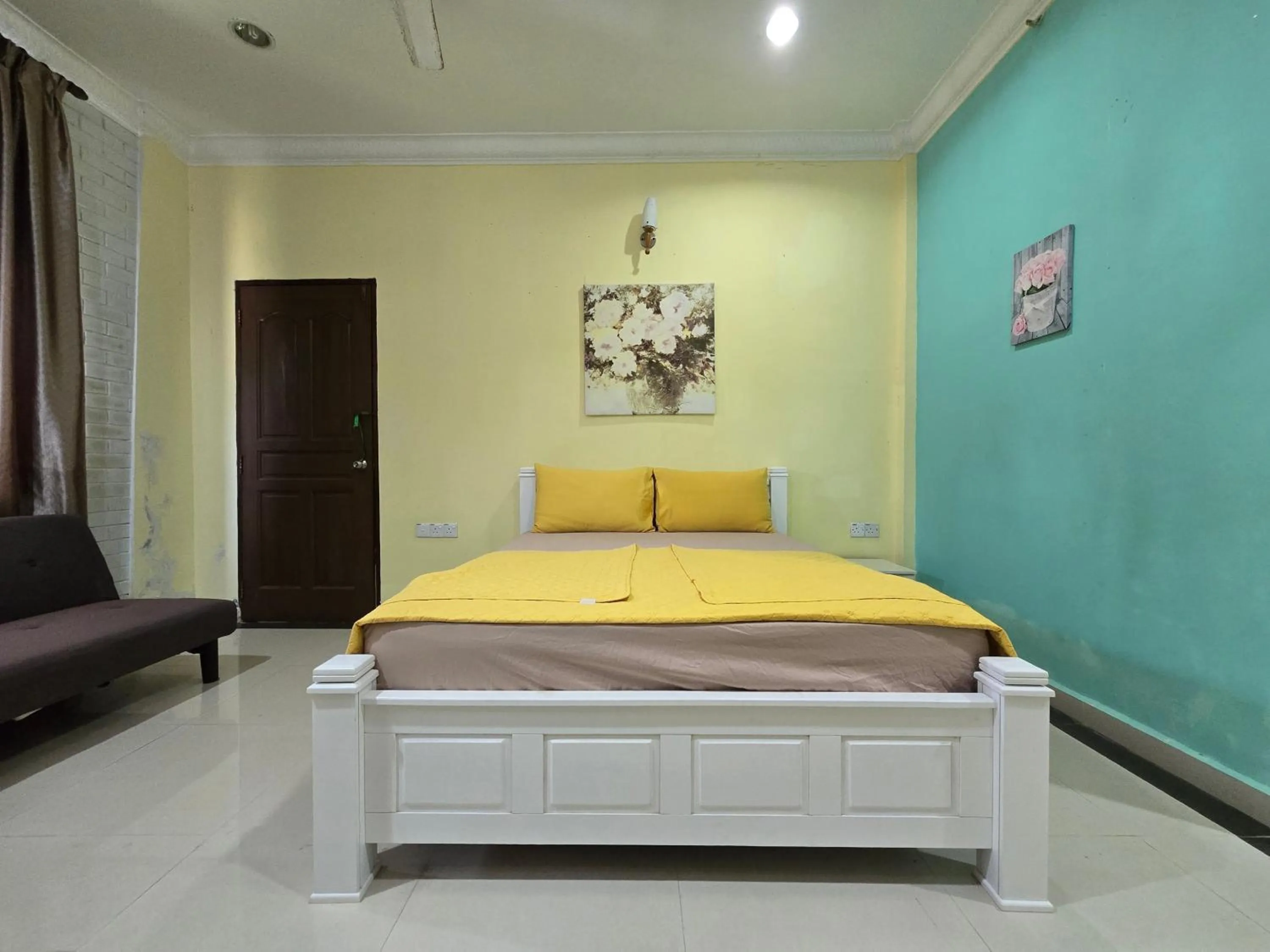 Bedroom in Hotel O Villa Impiana