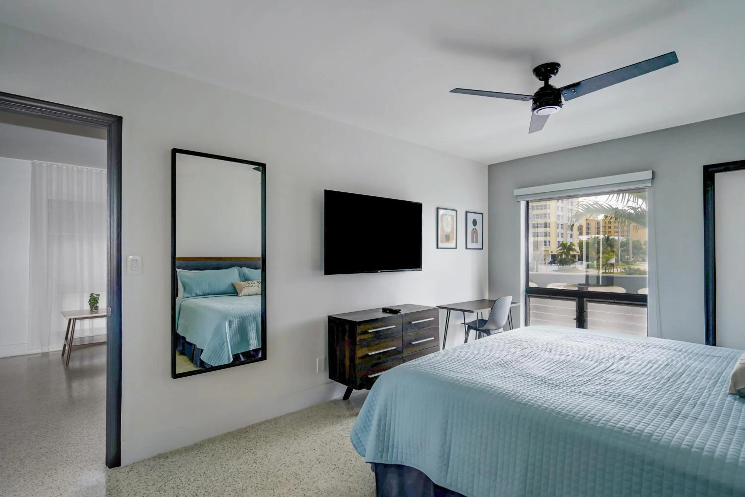 Bed in Ocean Villas of Deerfield