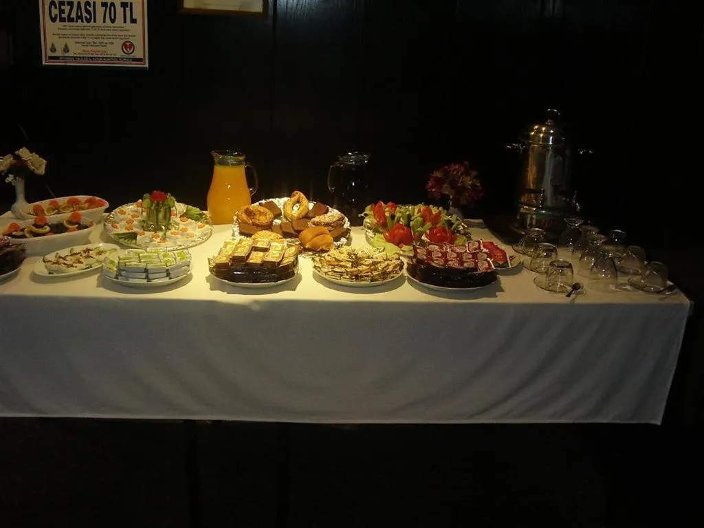 Restaurant/places to eat in Hotel Padova