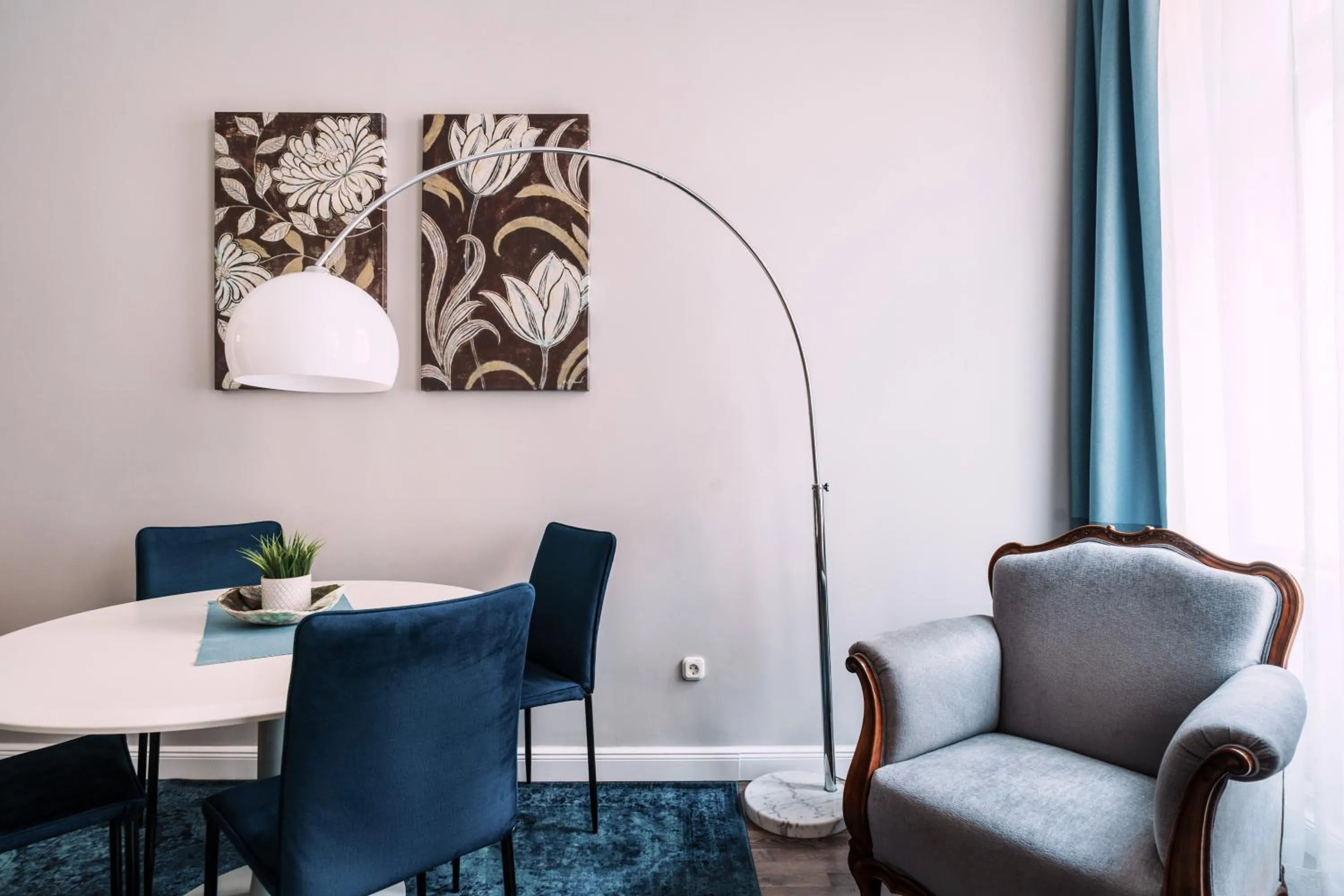 Living room in New York Cafe Apartment in Center