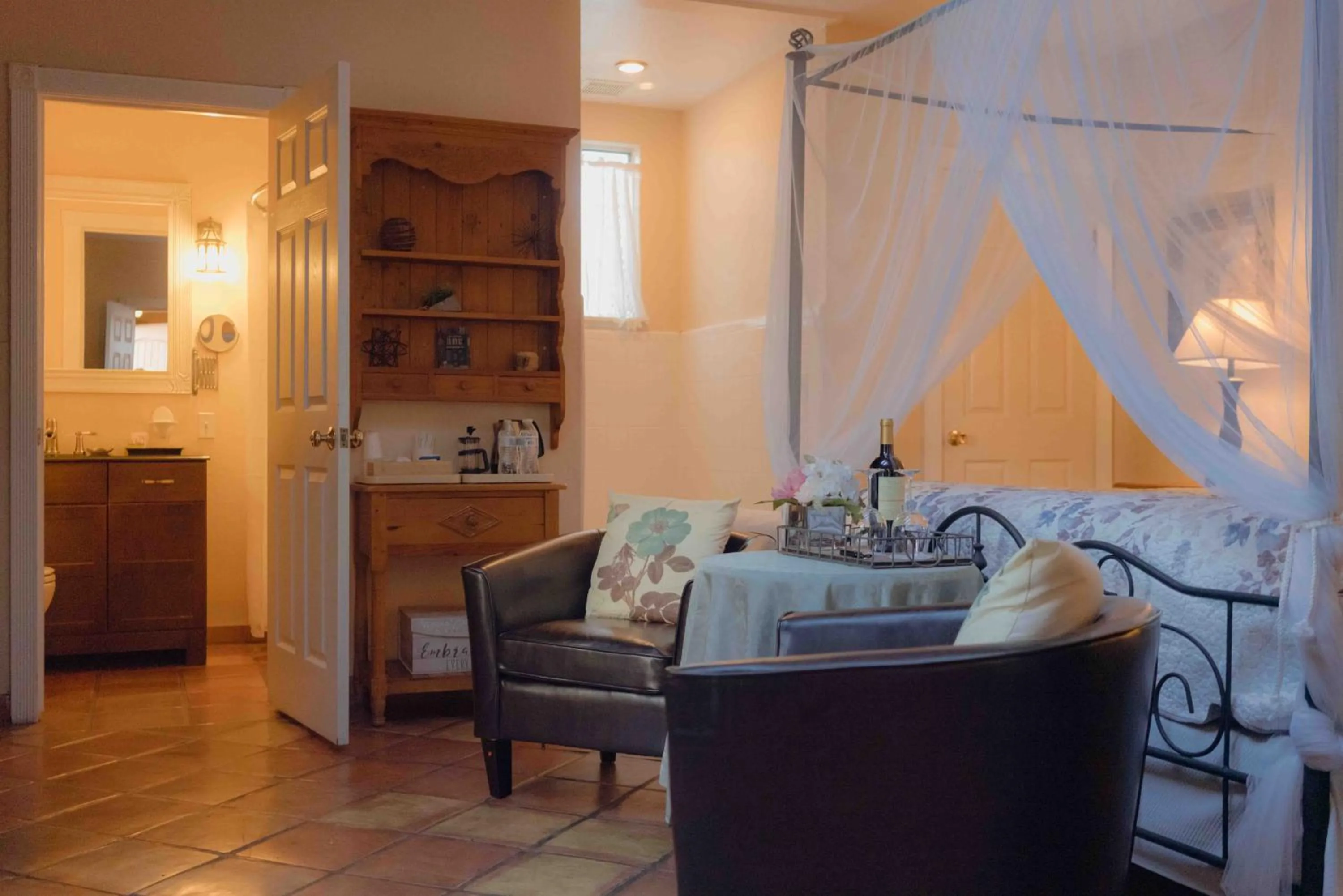 Cabernet House, an Old World Inn