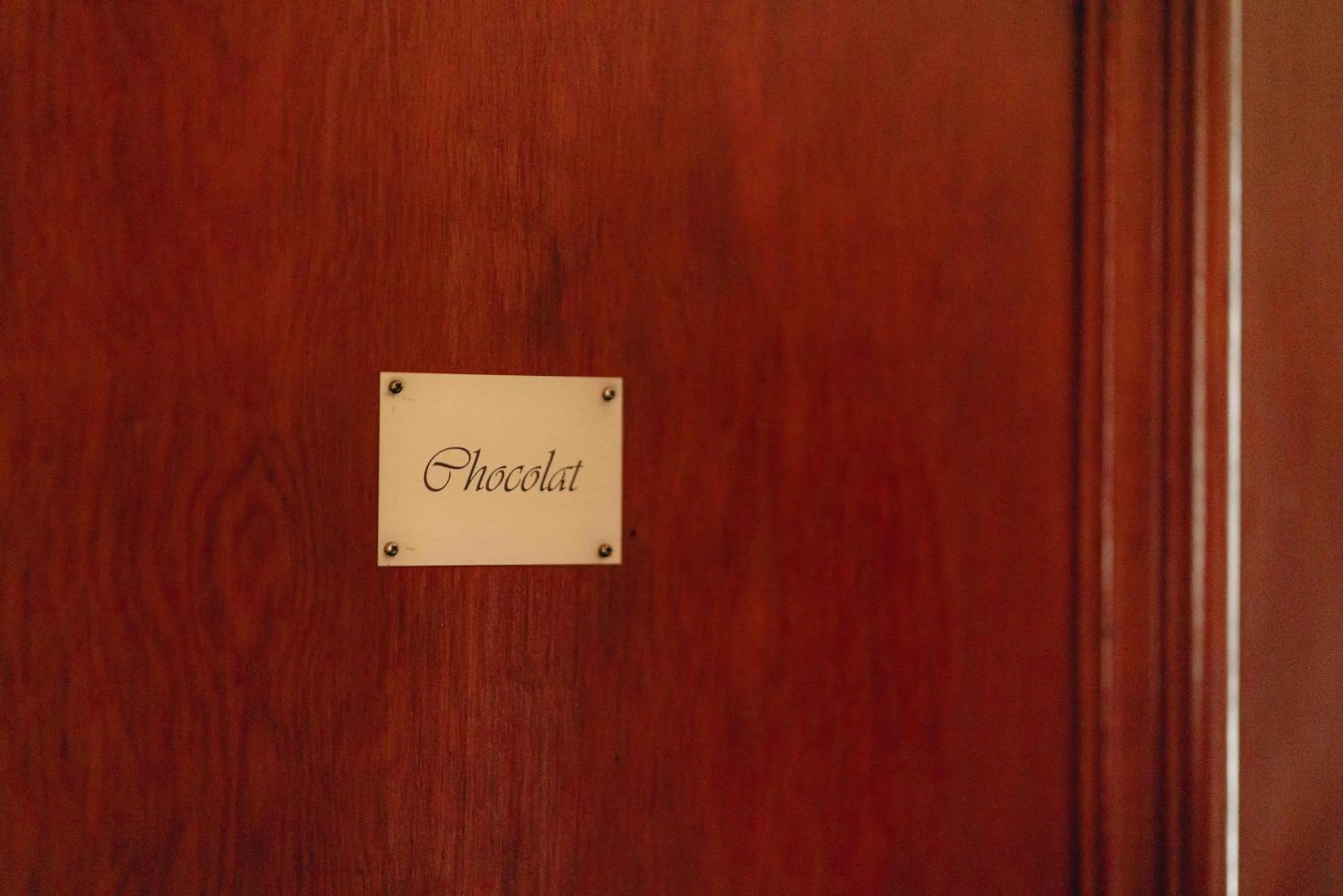 Cabernet House, an Old World Inn