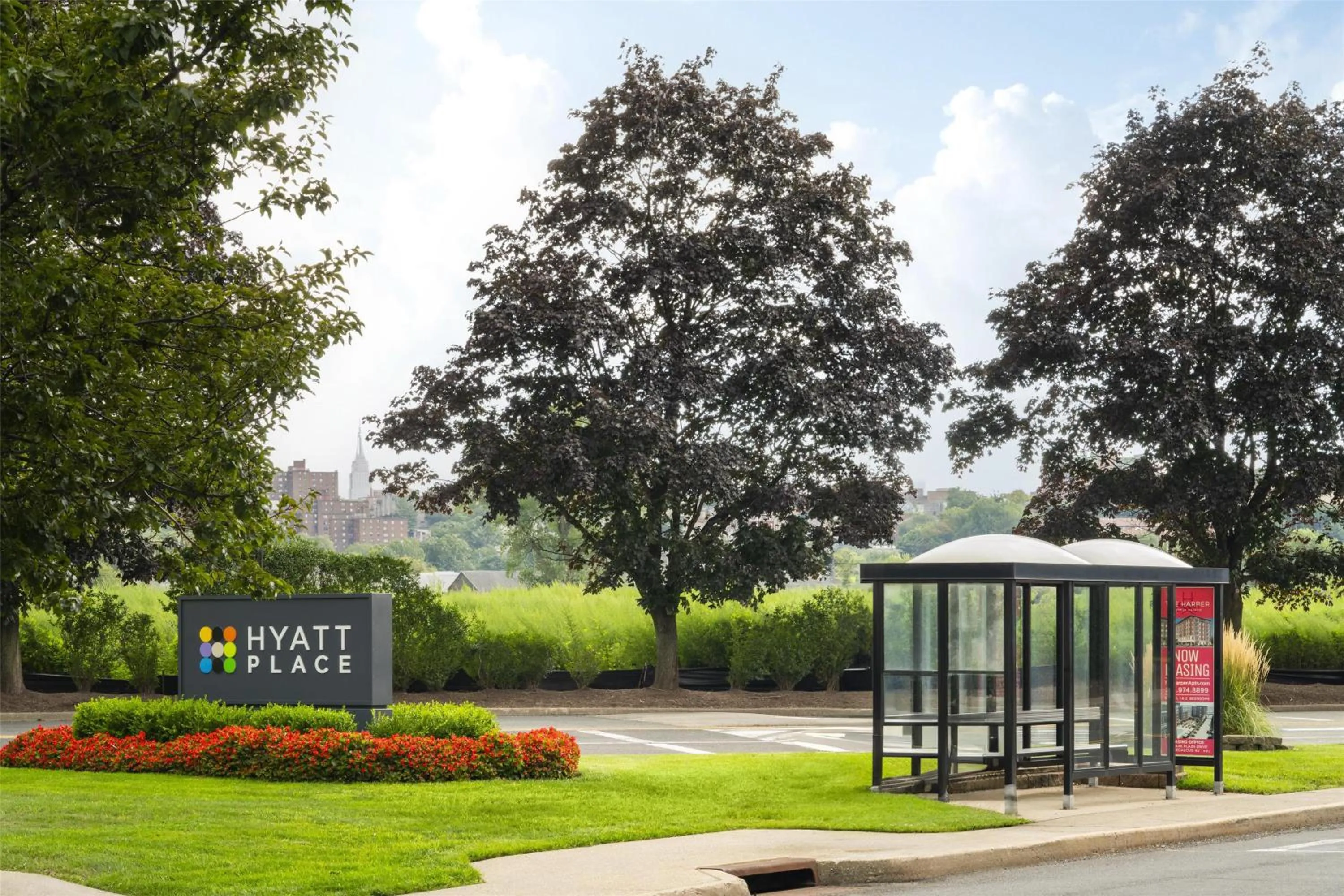 Property building in Hyatt Place Secaucus Meadowlands
