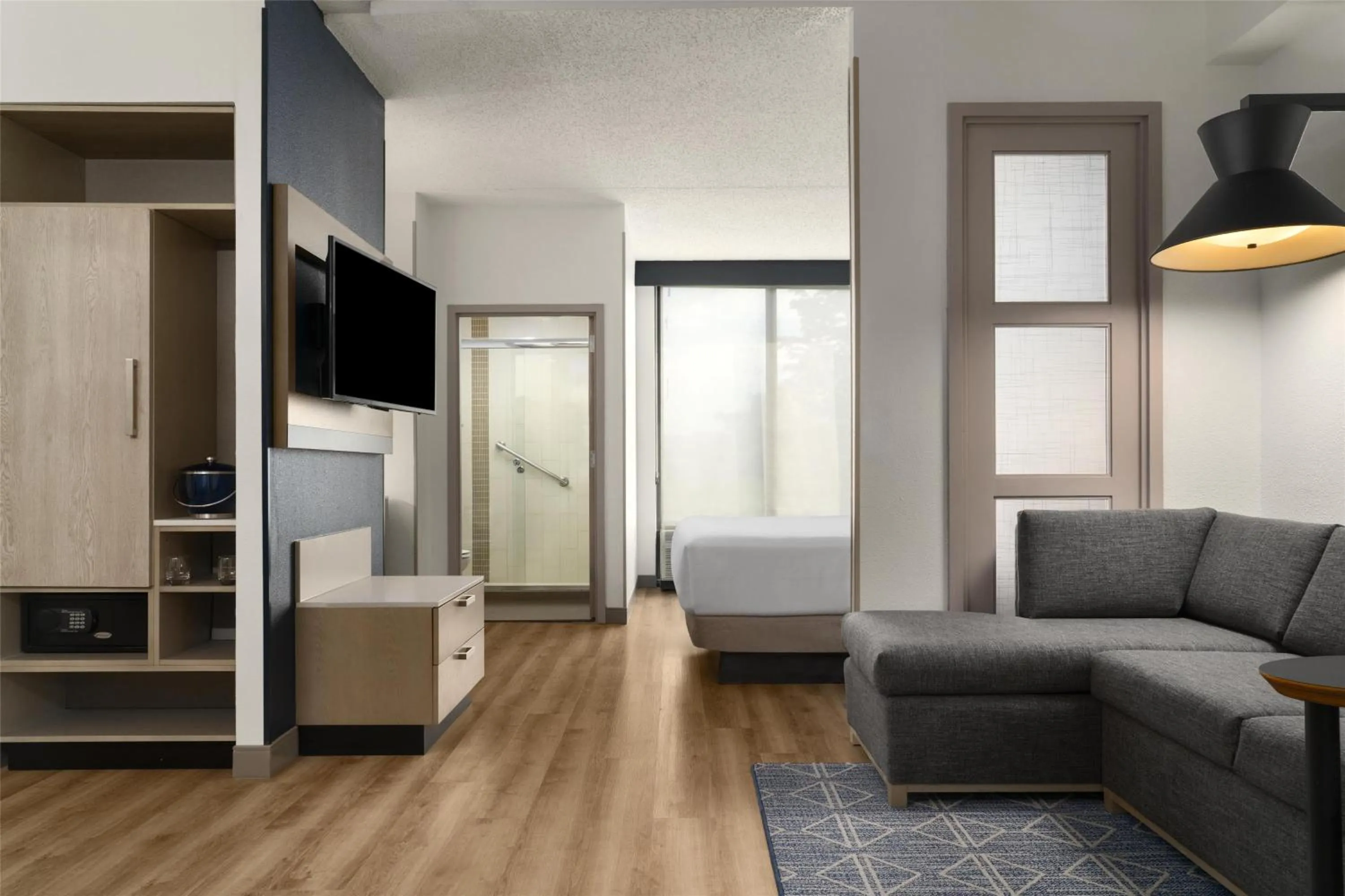 Bedroom in Hyatt Place Secaucus Meadowlands