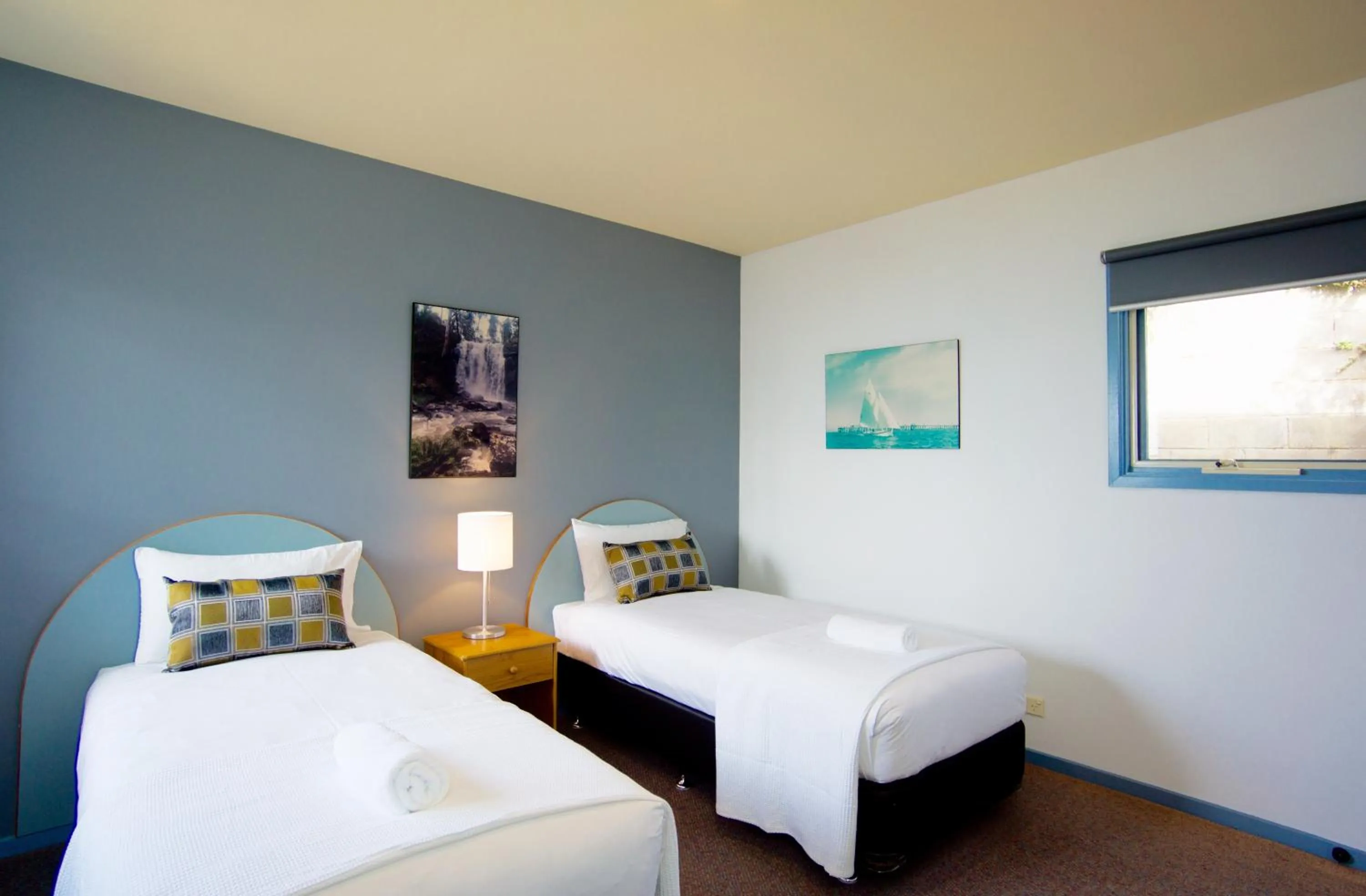 Bedroom, Bed in Pierview Apartments