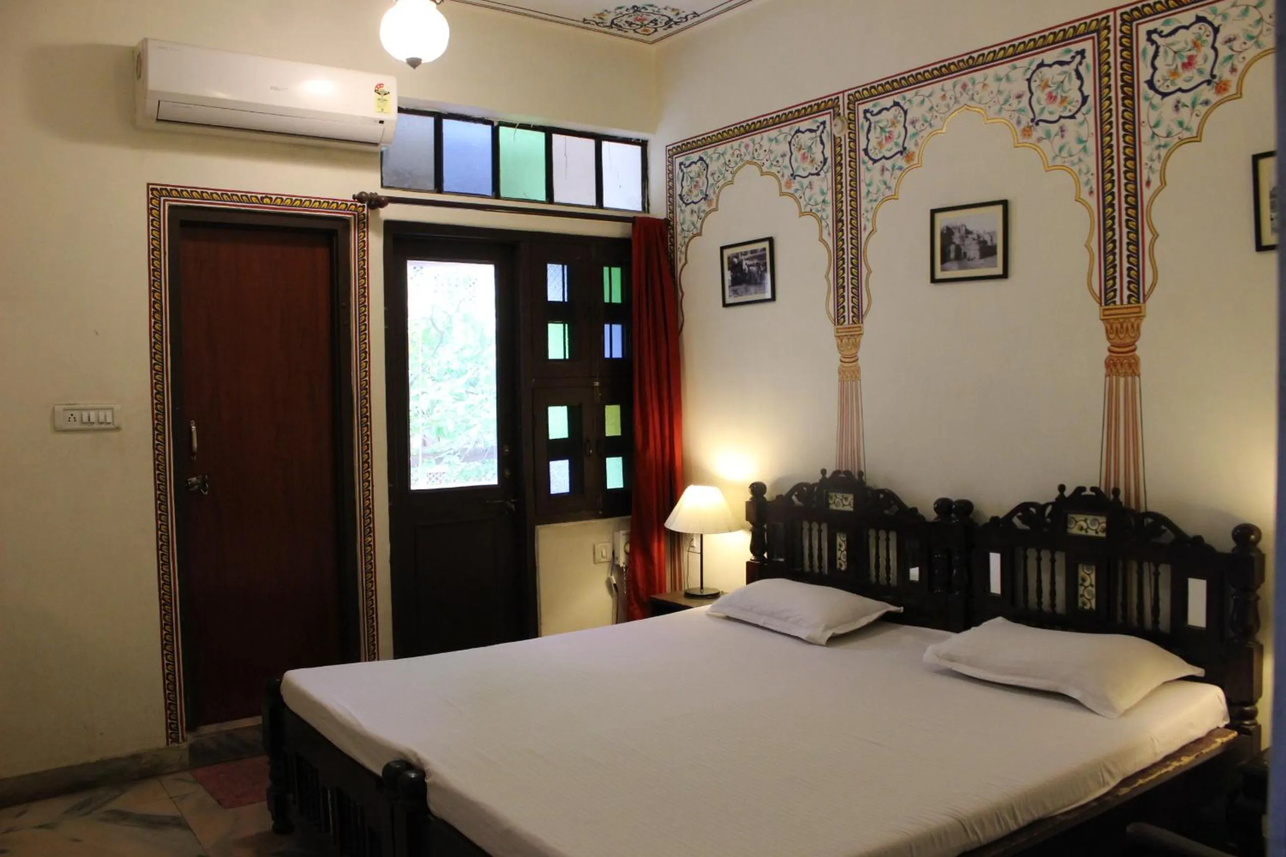 Photo of the whole room, Bed in Vinayak Guest House
