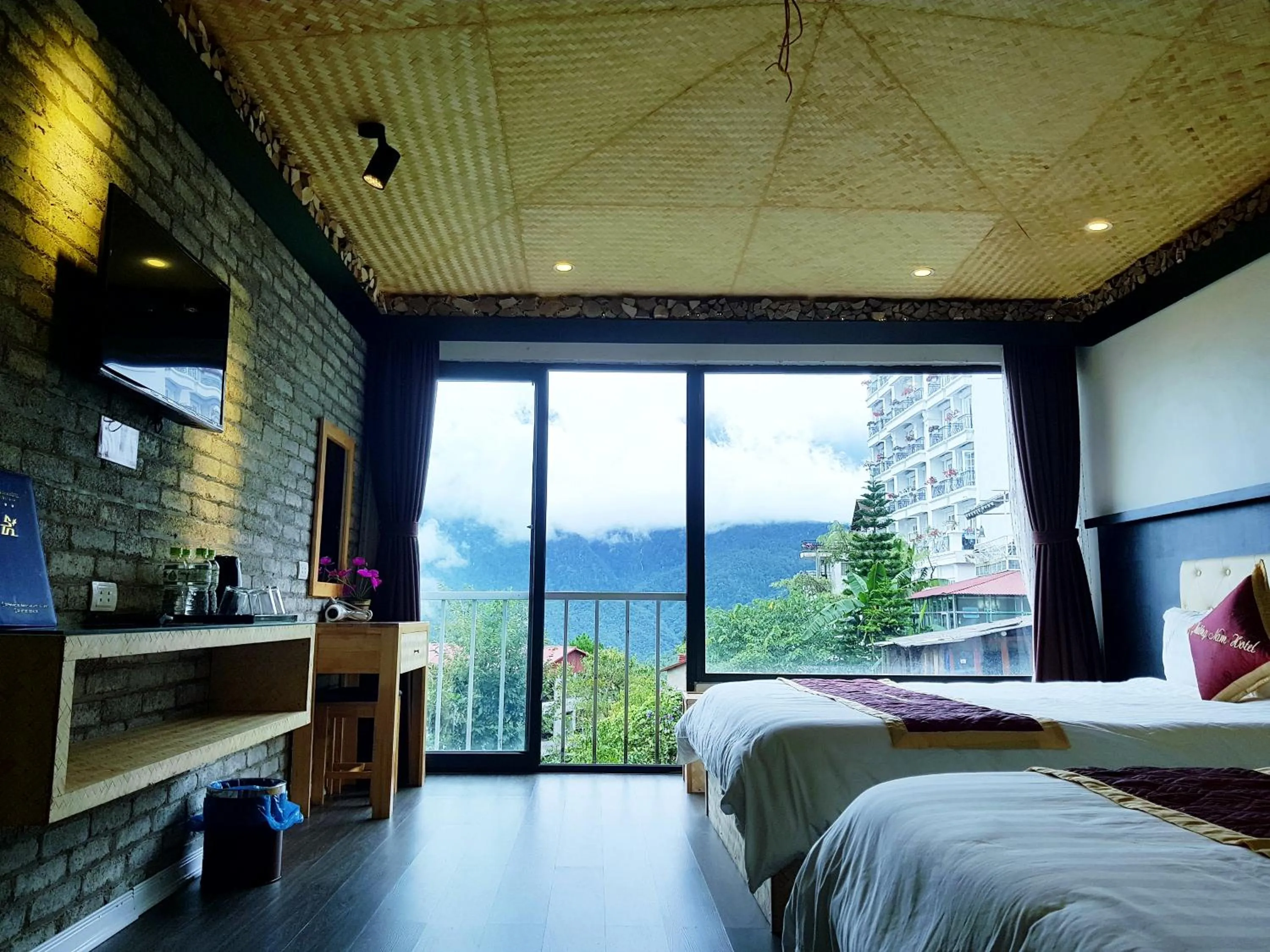 Photo of the whole room, Bed in Phuong Nam Hotel