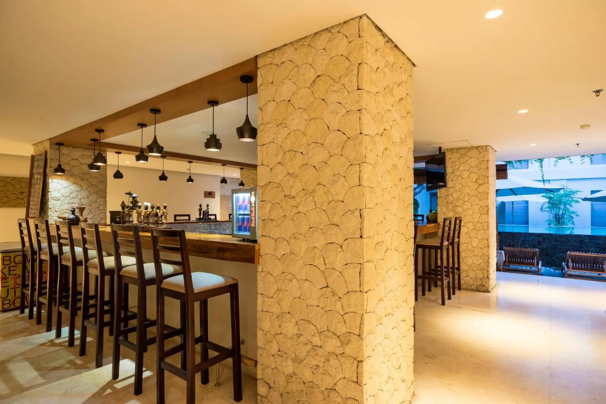 Lounge or bar in d'primahotel Petitenget Seminyak 2