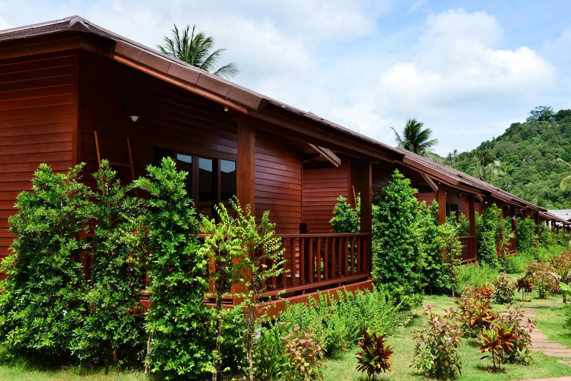 Garden view in PingChan Koh Phangan Beachfront Resort