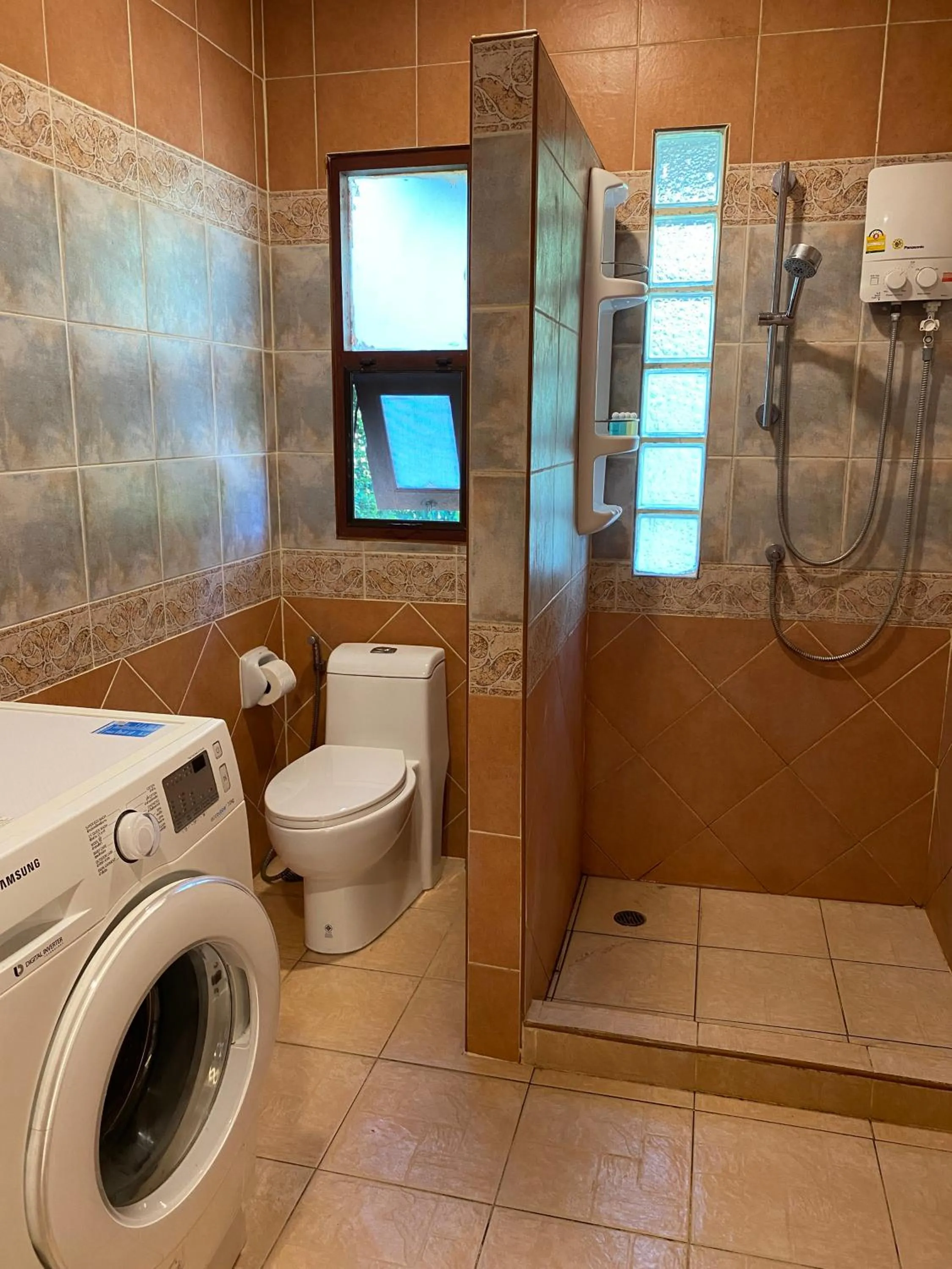 Shower in Samui Green Life