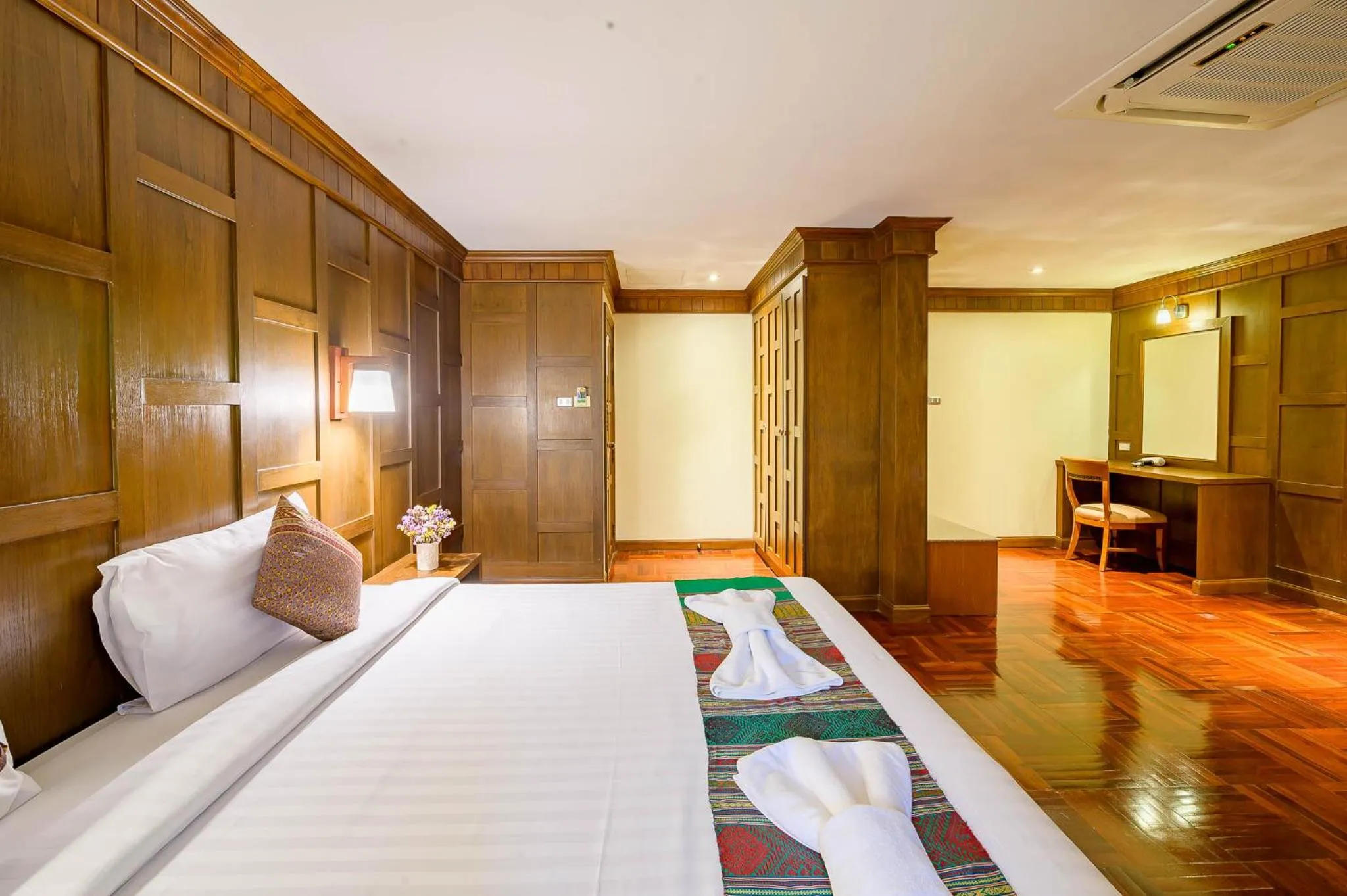 Bed in Hua Hin Golf Villa