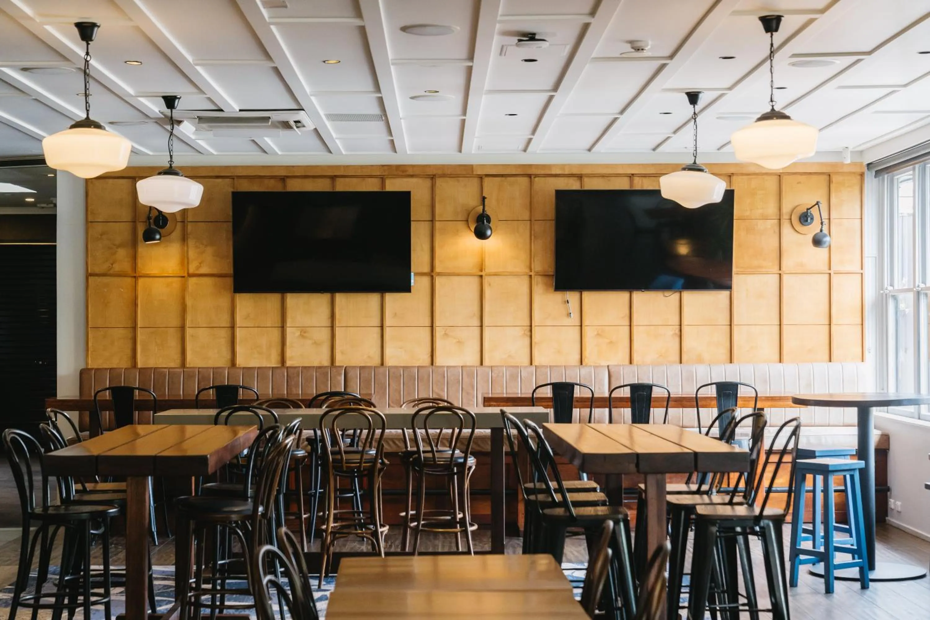 Restaurant/places to eat in Hornsby Inn