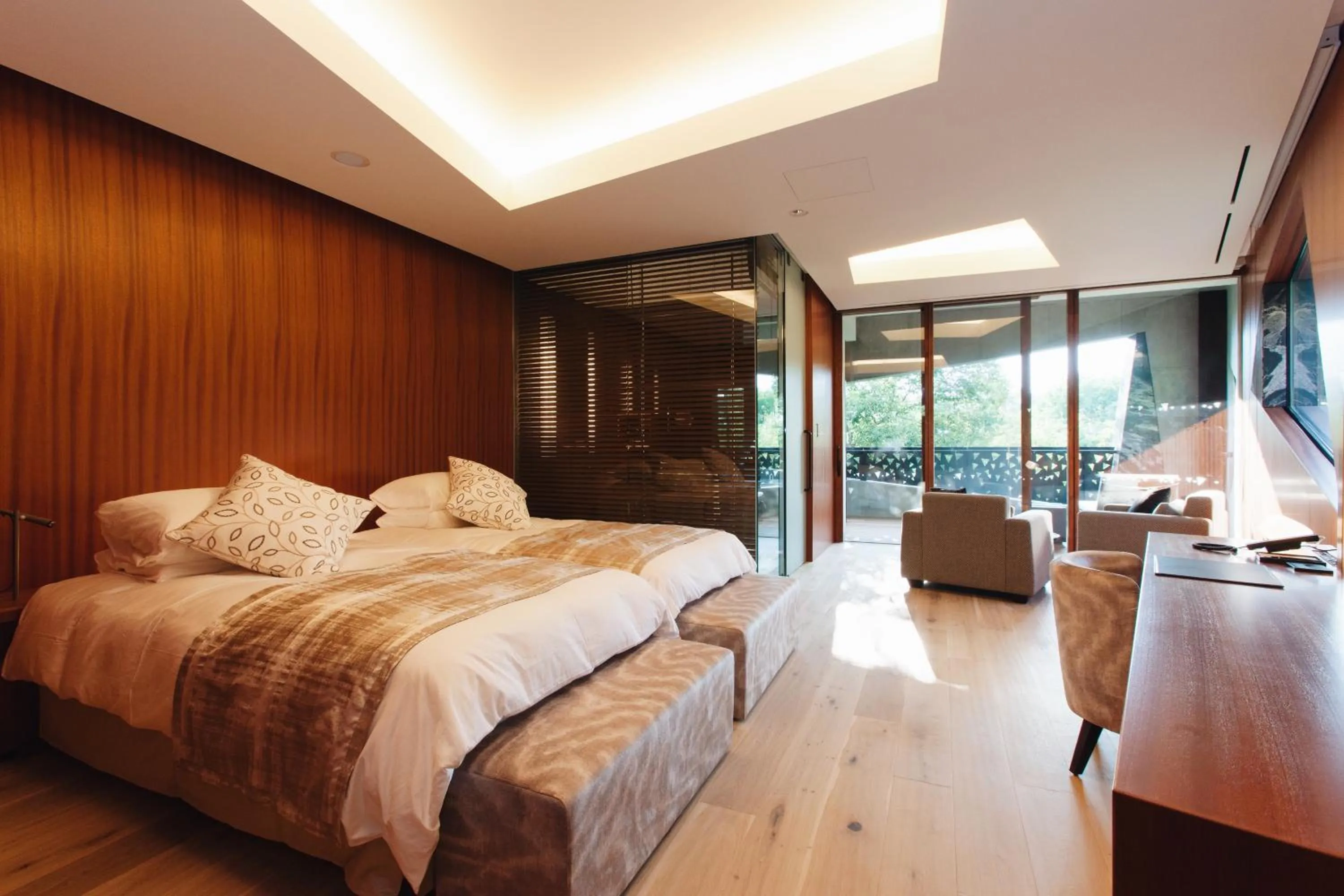 Photo of the whole room, Bed in HOTEL KEYFOREST HOKUTO