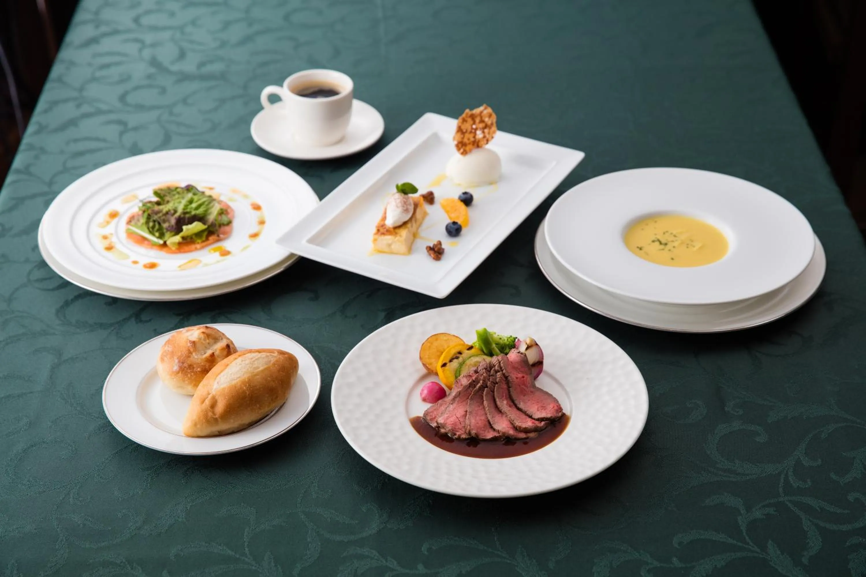 Food and drinks in HOTEL KEYFOREST HOKUTO