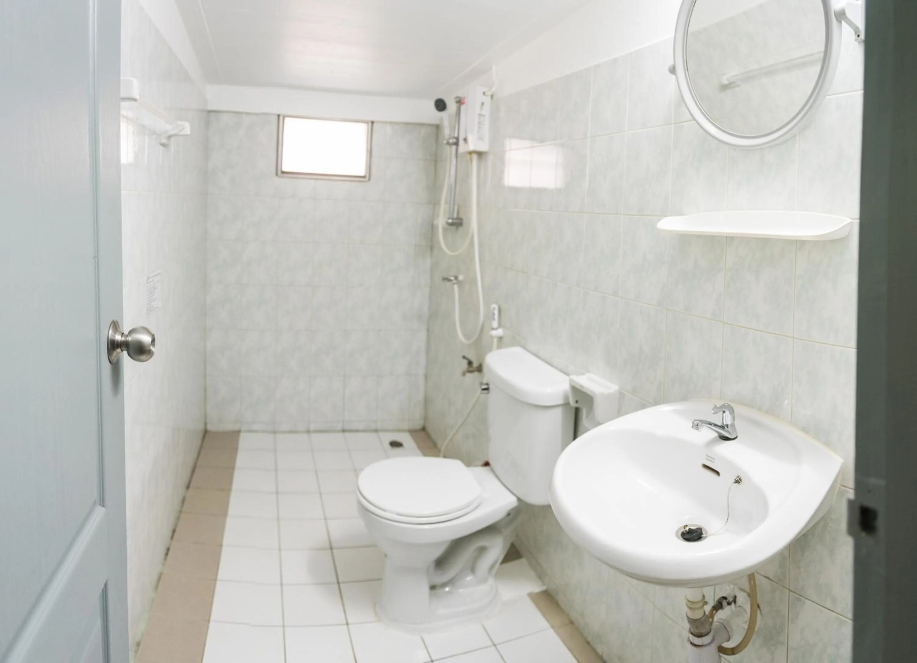 Bathroom in Dutch Guest้้house Chiang Mai